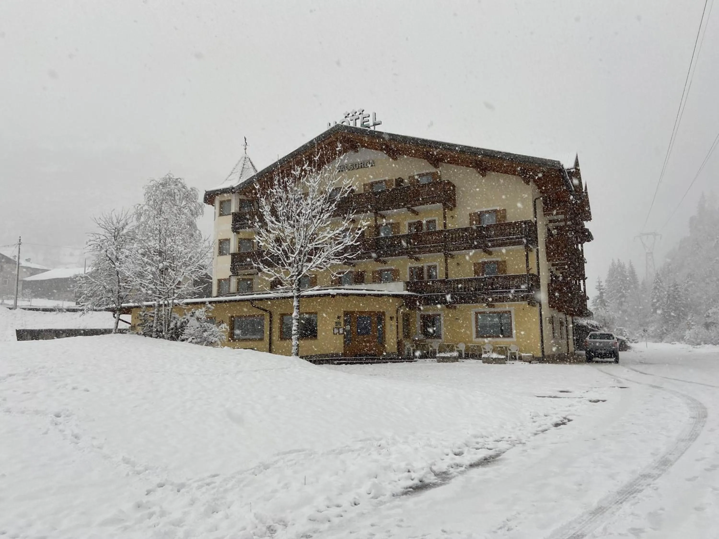 Property building in Flos Hotel