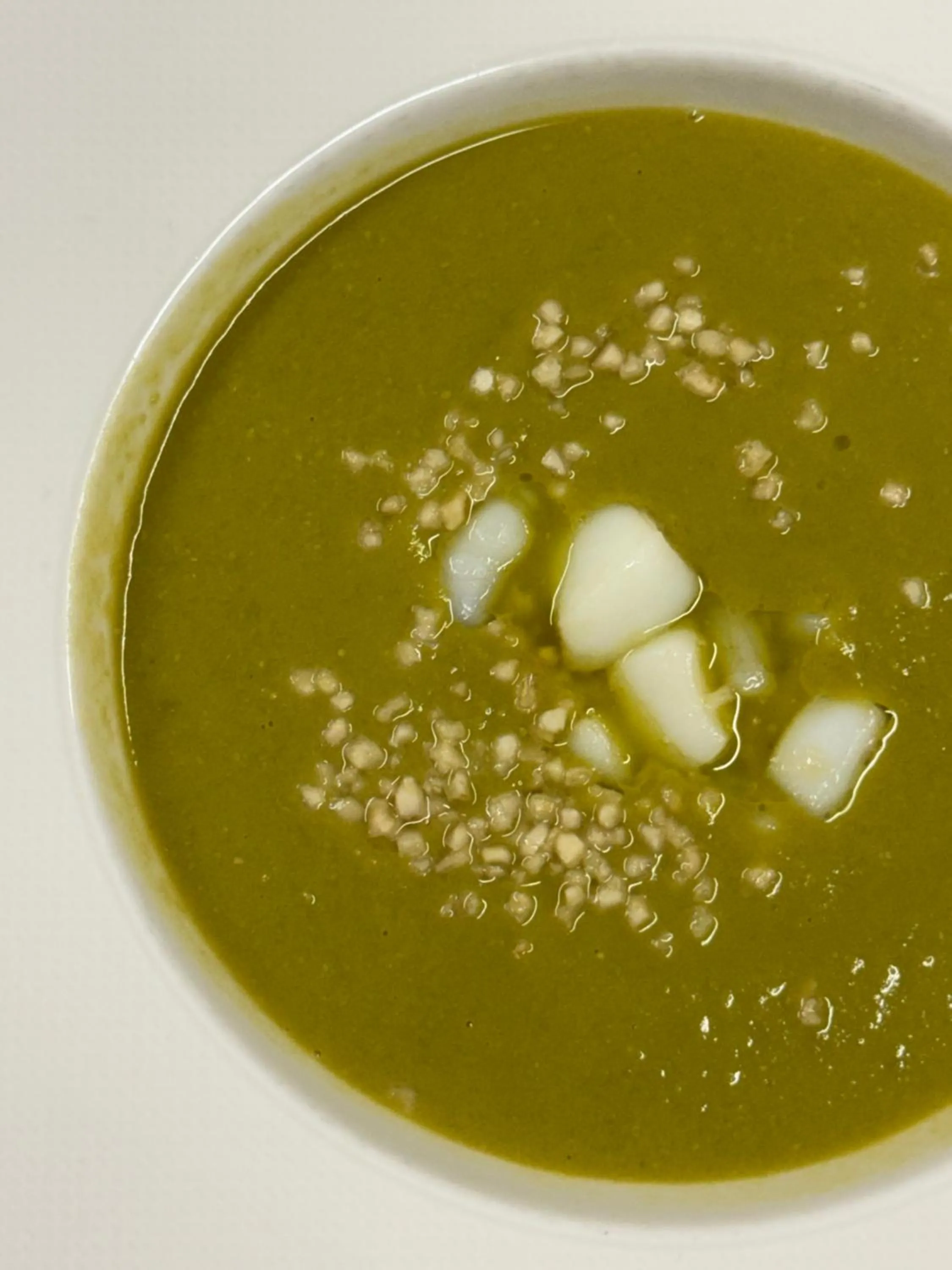 Restaurant/places to eat in Flos Hotel