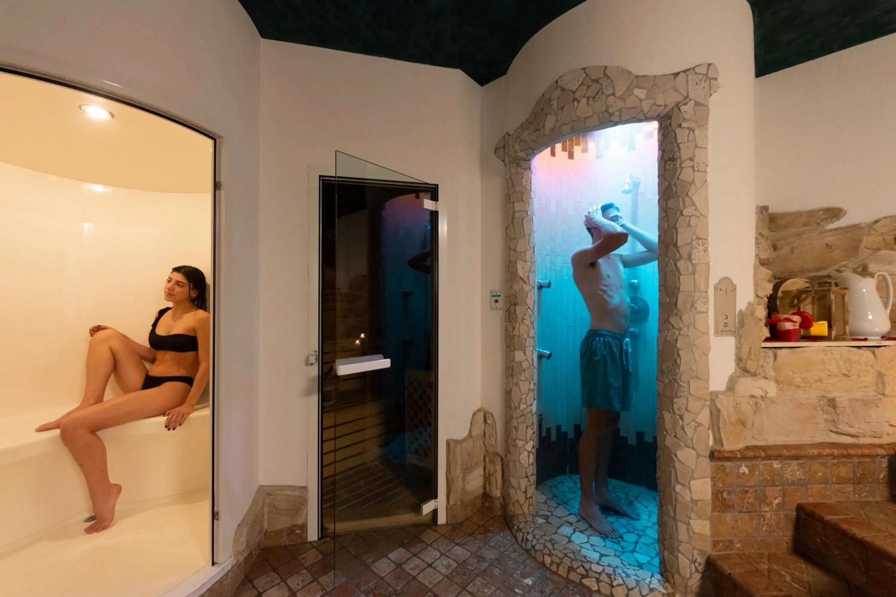 Spa and wellness centre/facilities in Flos Hotel