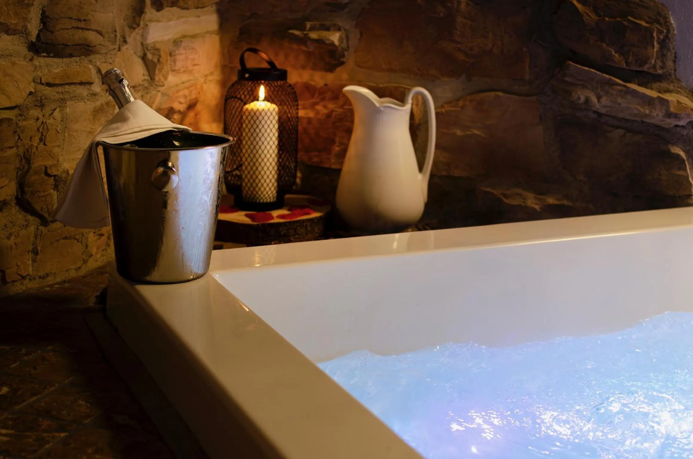 Spa and wellness centre/facilities in Flos Hotel