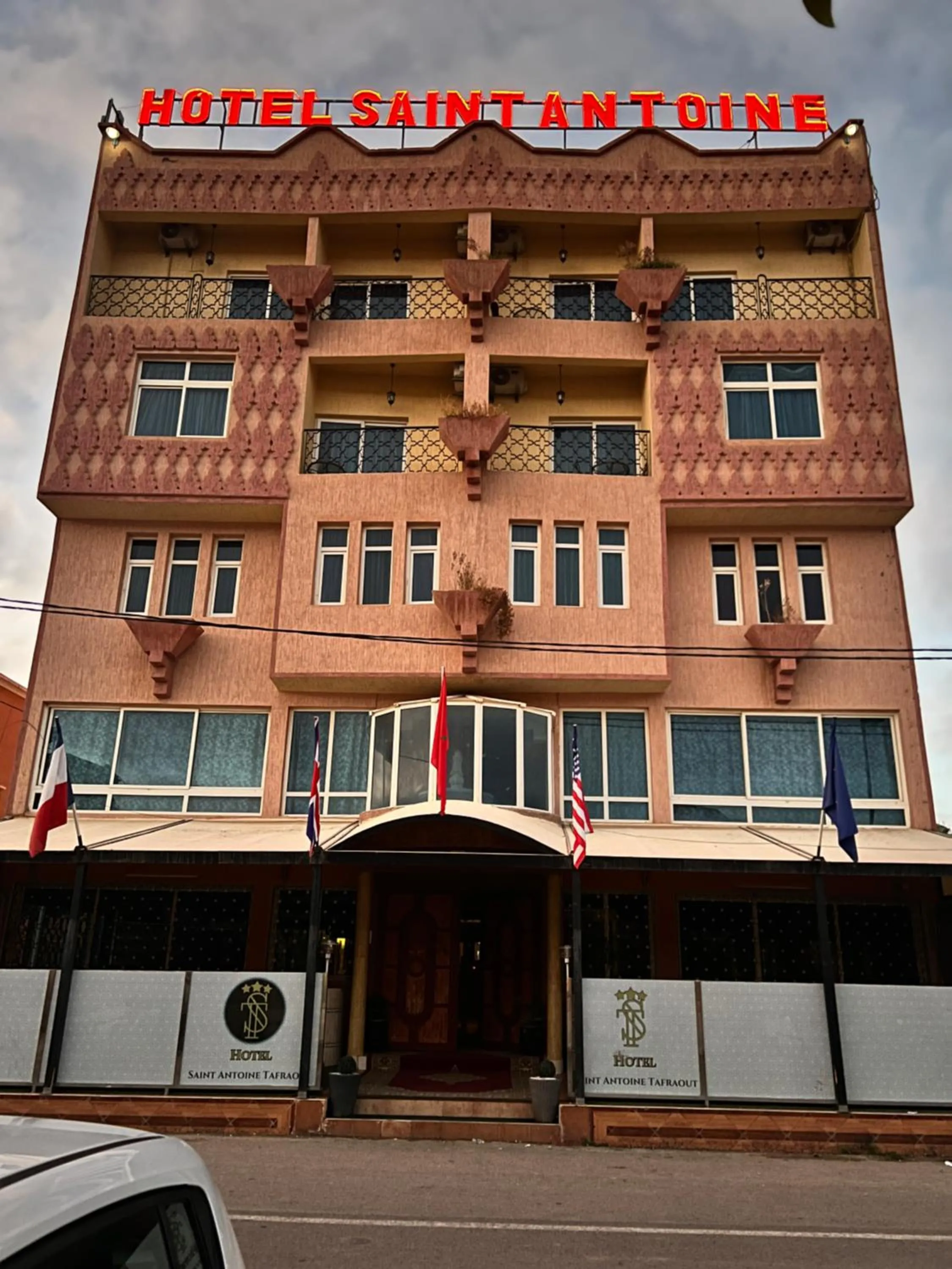 Facade/entrance in Hotel Saint Antoine
