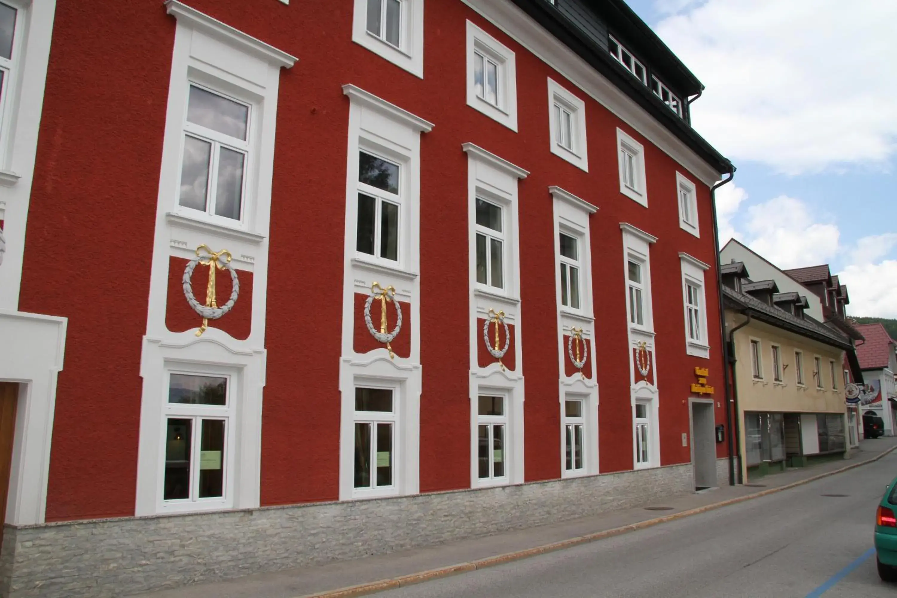 Hotel zum Heiligen Geist Hotel zum Heiligen Geist