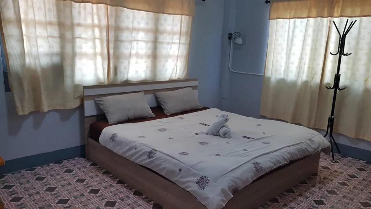 Bed in Muangchaem House