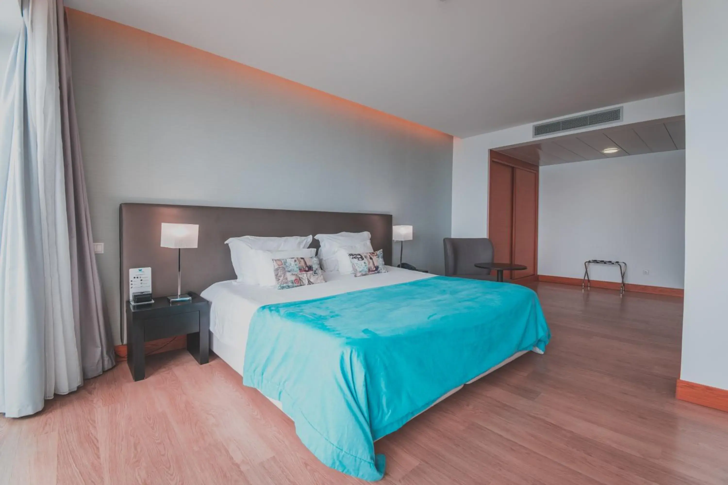 Bedroom, Bed in Hotel Mar e Sol & Spa Bedroom, Bed in Hotel Mar e Sol & Spa