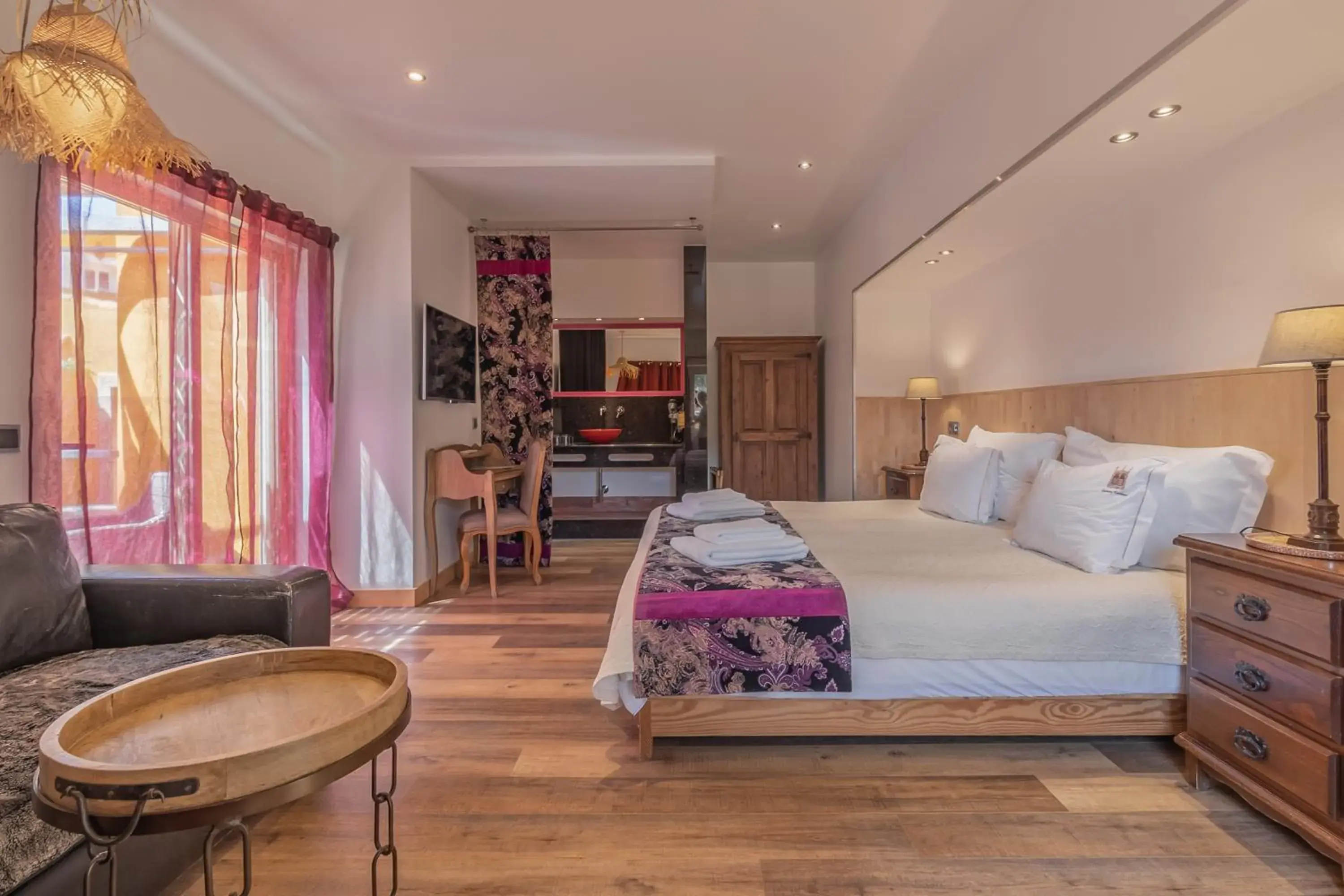 Bed in Villas D. Dinis - Charming Residence (adults only) Bed in Villas D. Dinis - Charming Residence (adults only)