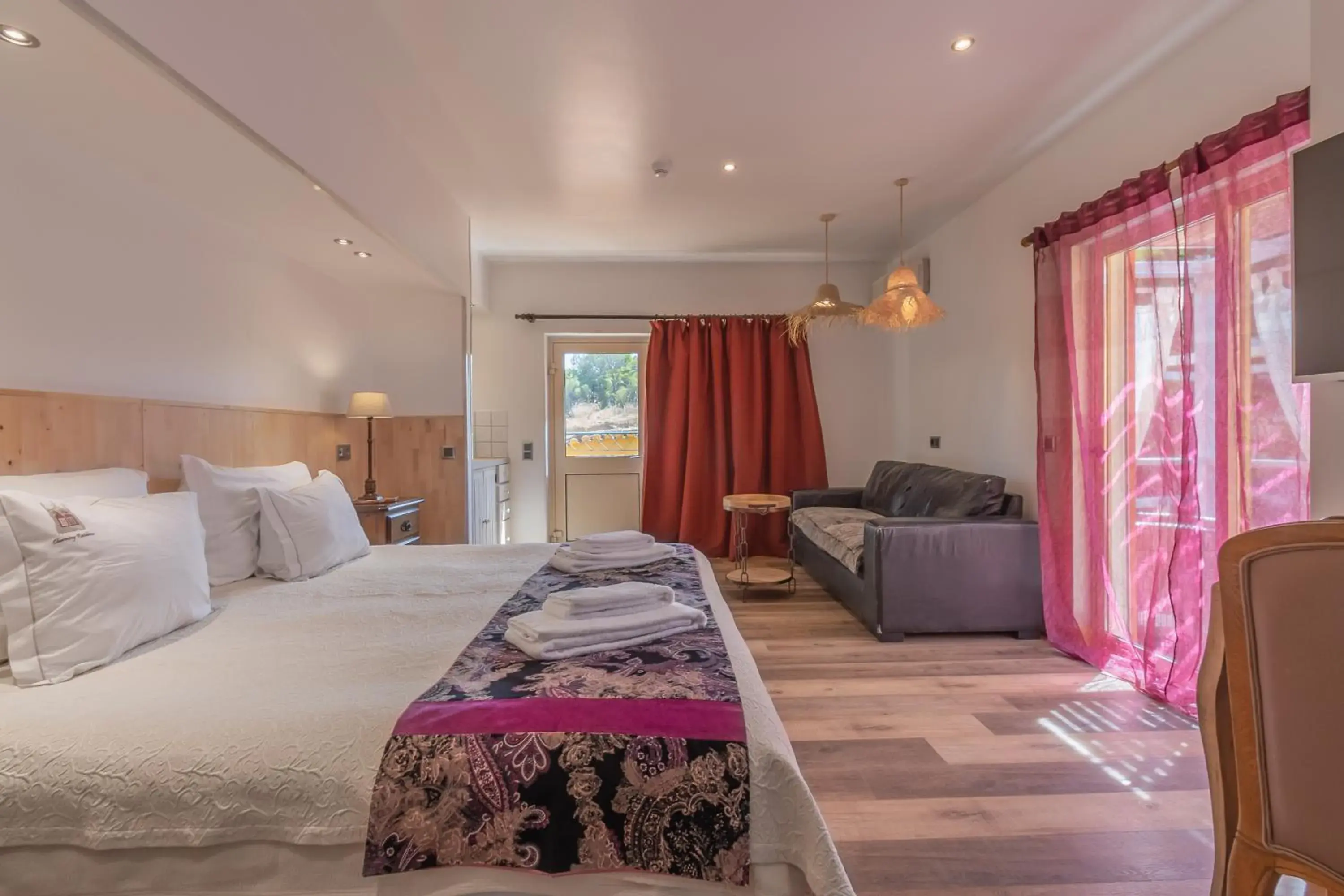 Bed in Villas D. Dinis - Charming Residence (adults only) Bed in Villas D. Dinis - Charming Residence (adults only)