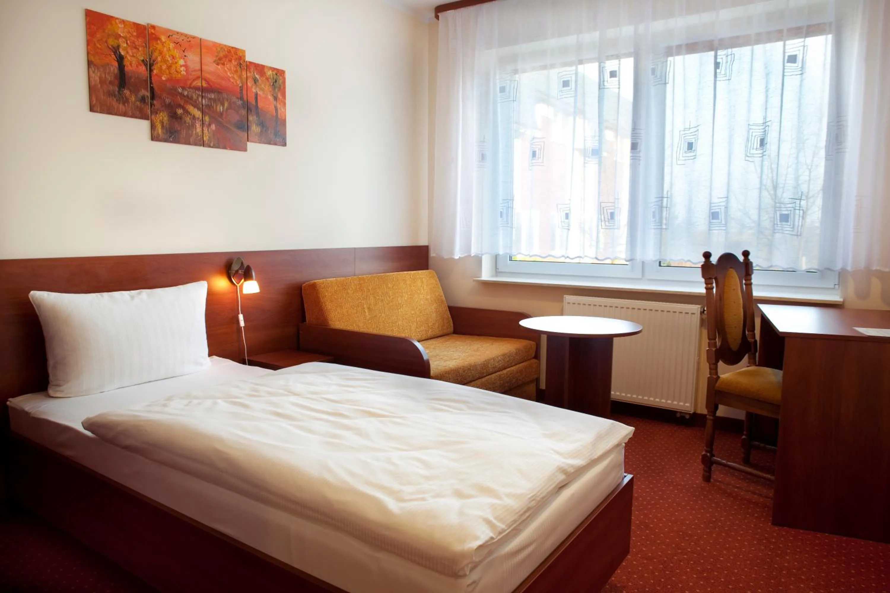 Photo of the whole room, Bed in Hotel Podróżnik