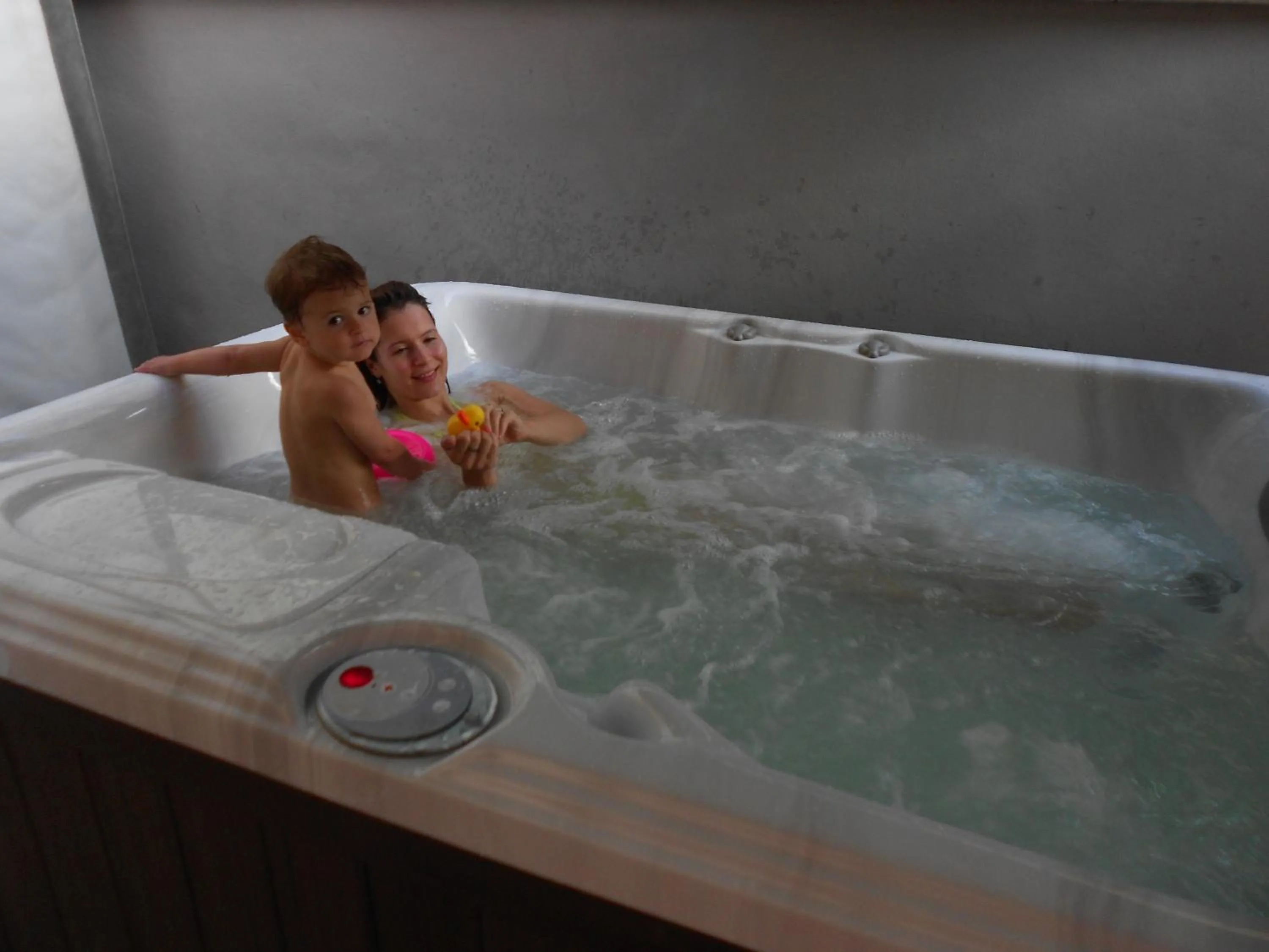 Hot Tub in Hotel Ottavia