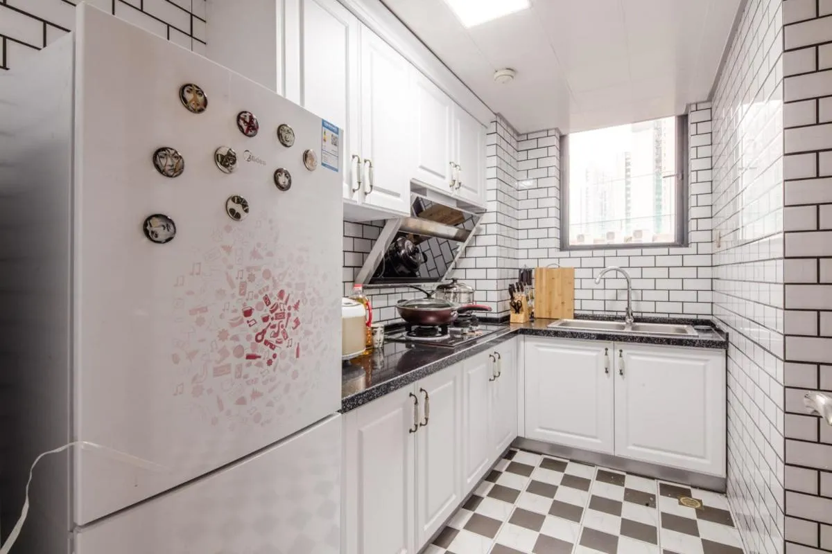 ChengDu Chenghua·Chengdu East Station· Locals Apartment 00137110