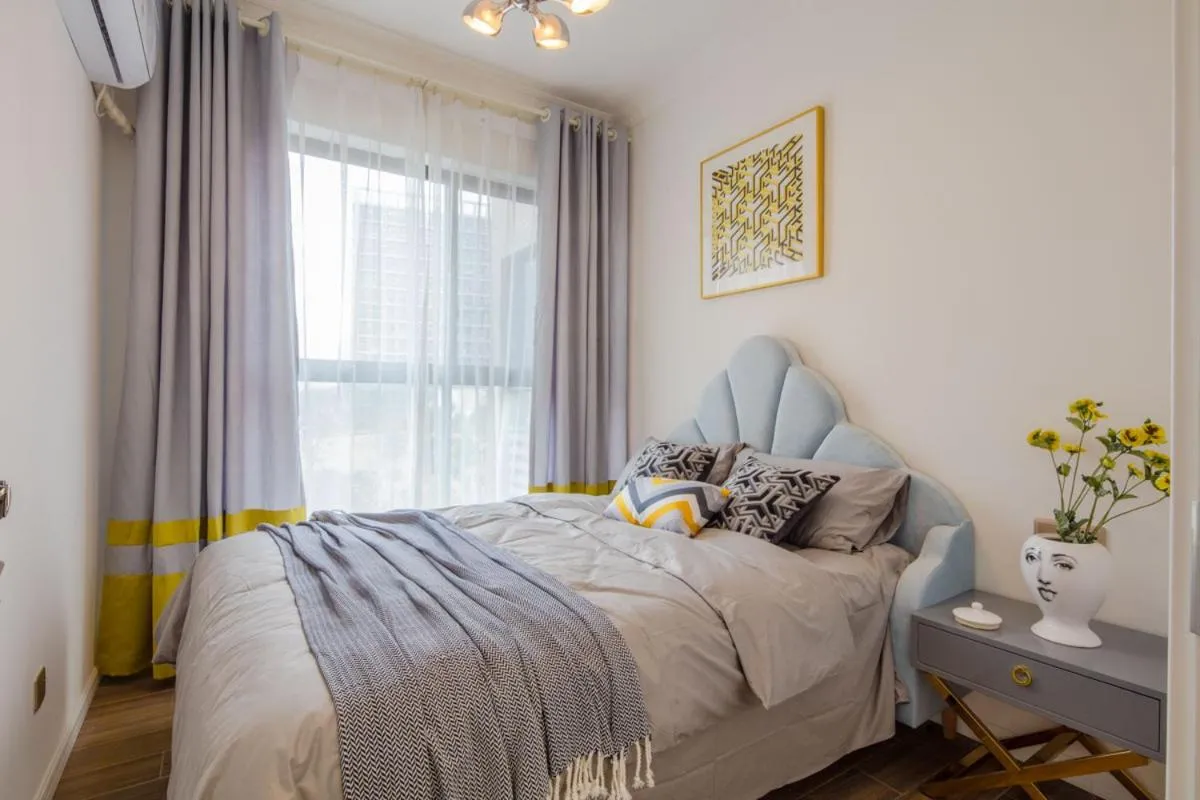 Bed in ChengDu Chenghua·Chengdu East Station· Locals Apartment 00137110