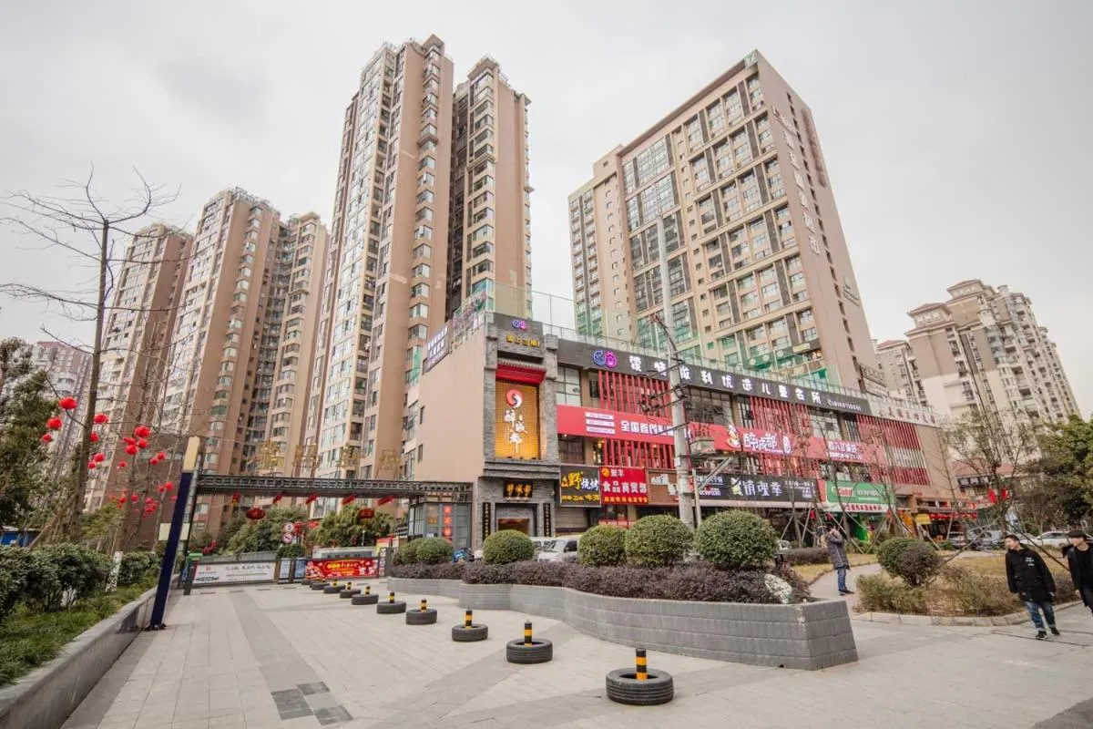 ChengDu Chenghua·Chengdu East Station· Locals Apartment 00137110