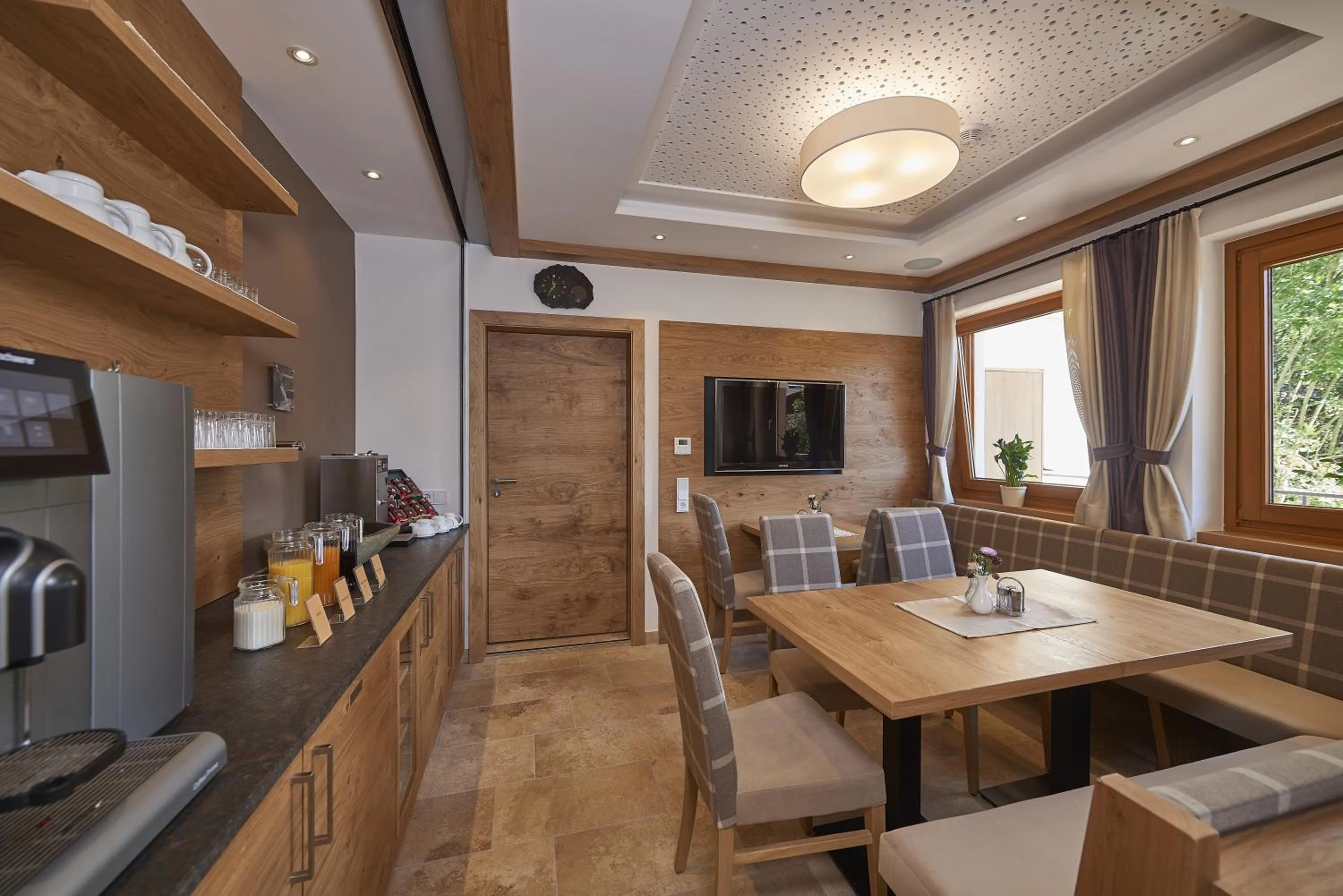 Buffet breakfast in Pension Gabi