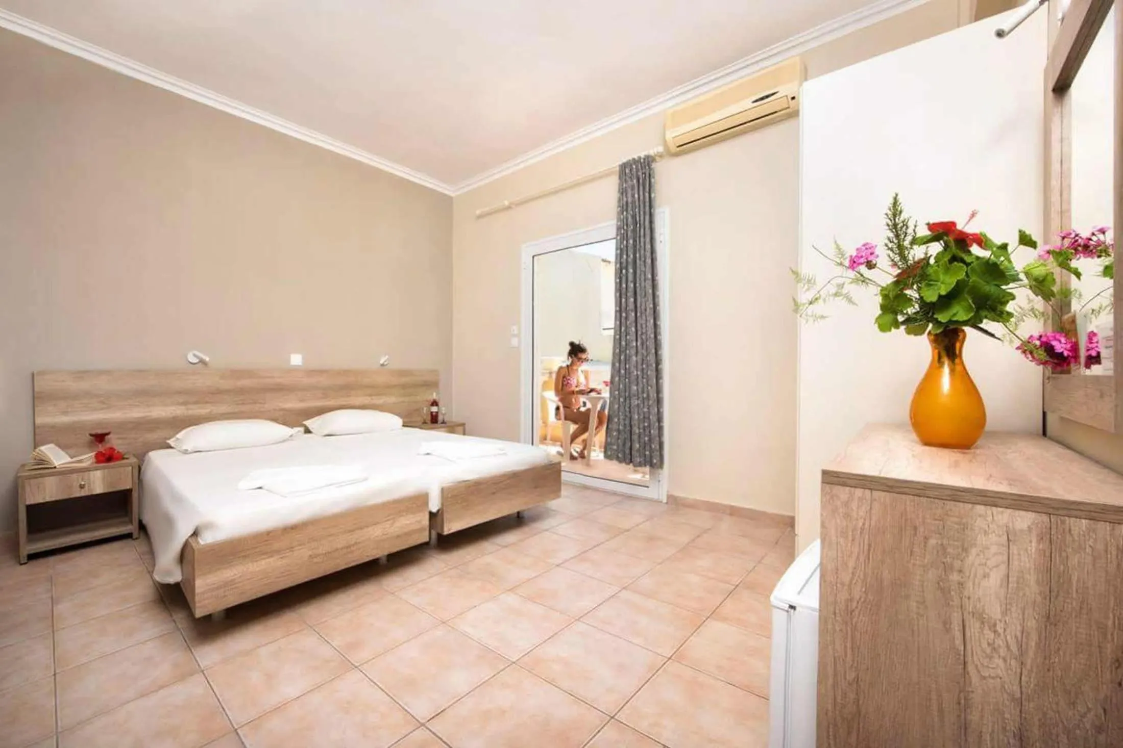 Photo of the whole room in Trabukos Beach Complex