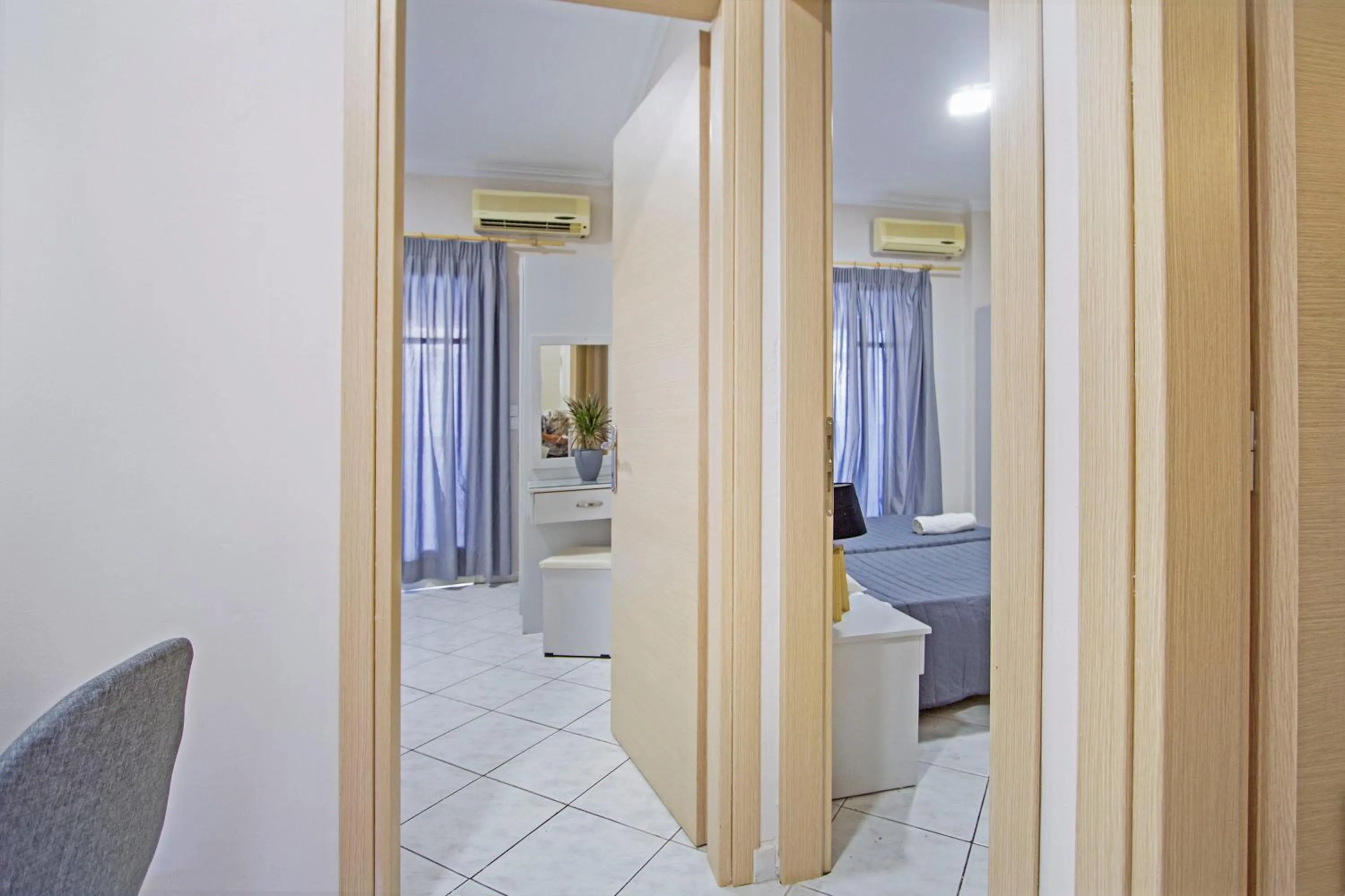 Photo of the whole room in Trabukos Beach Complex