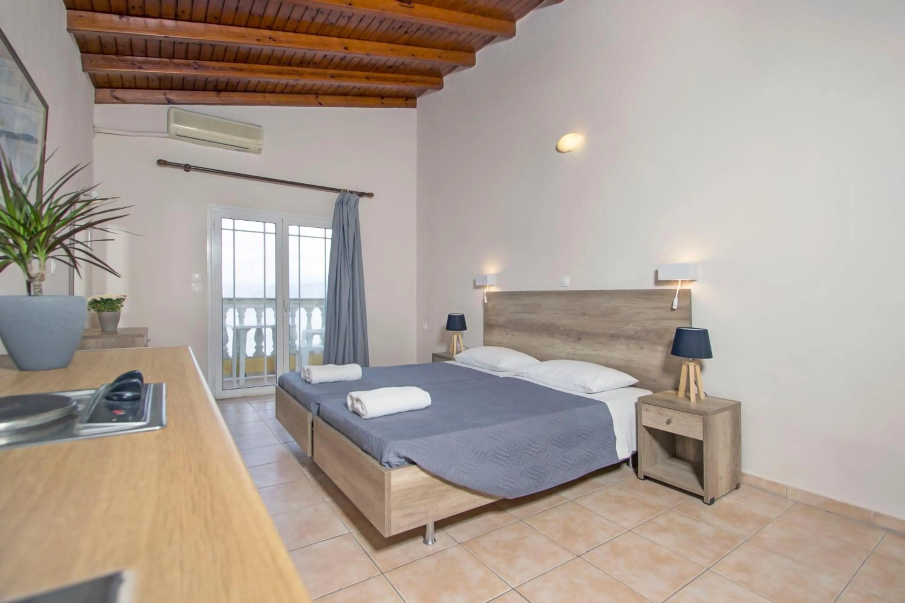 Photo of the whole room in Trabukos Beach Complex