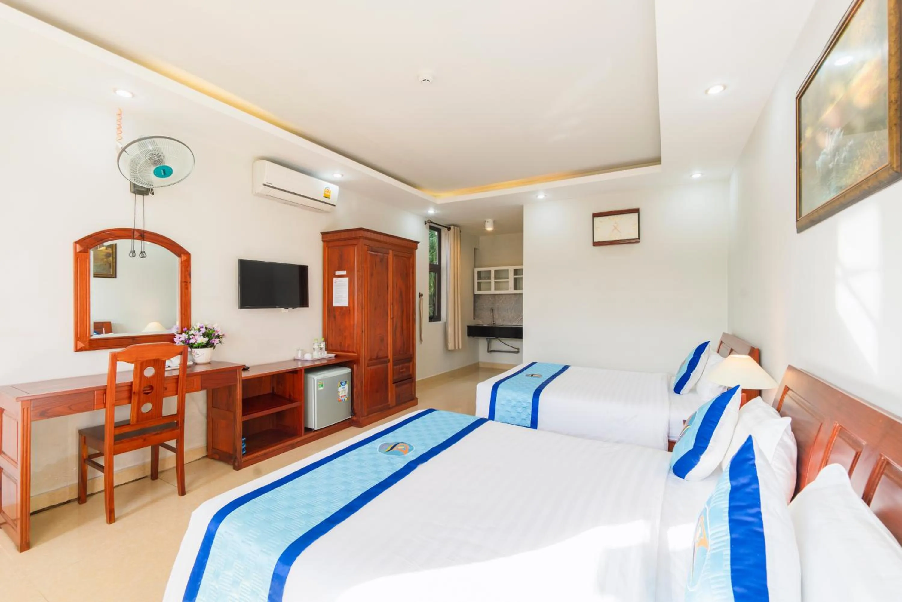 Bed in Quynh Mai Resort