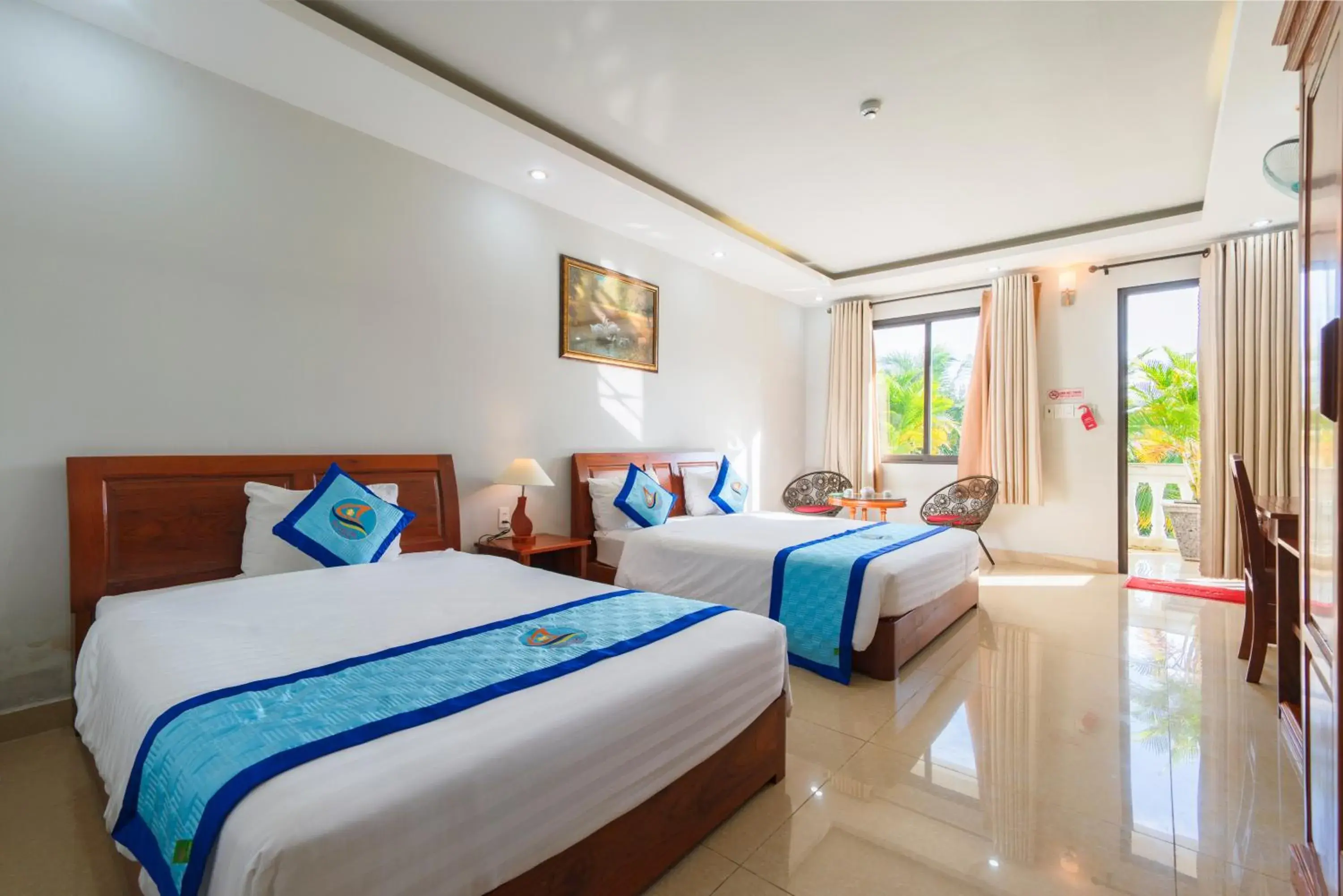 Deluxe Triple Room in Quynh Mai Resort Deluxe Triple Room in Quynh Mai Resort