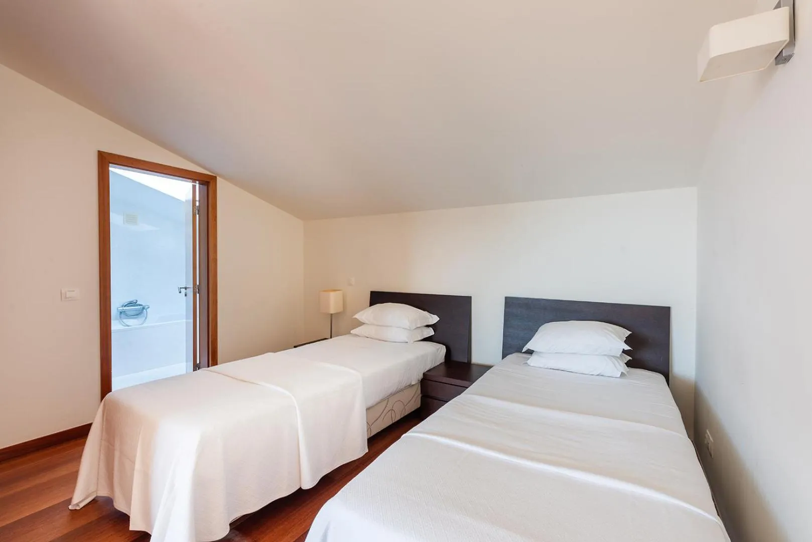 Bed in Baia da Luz Resort