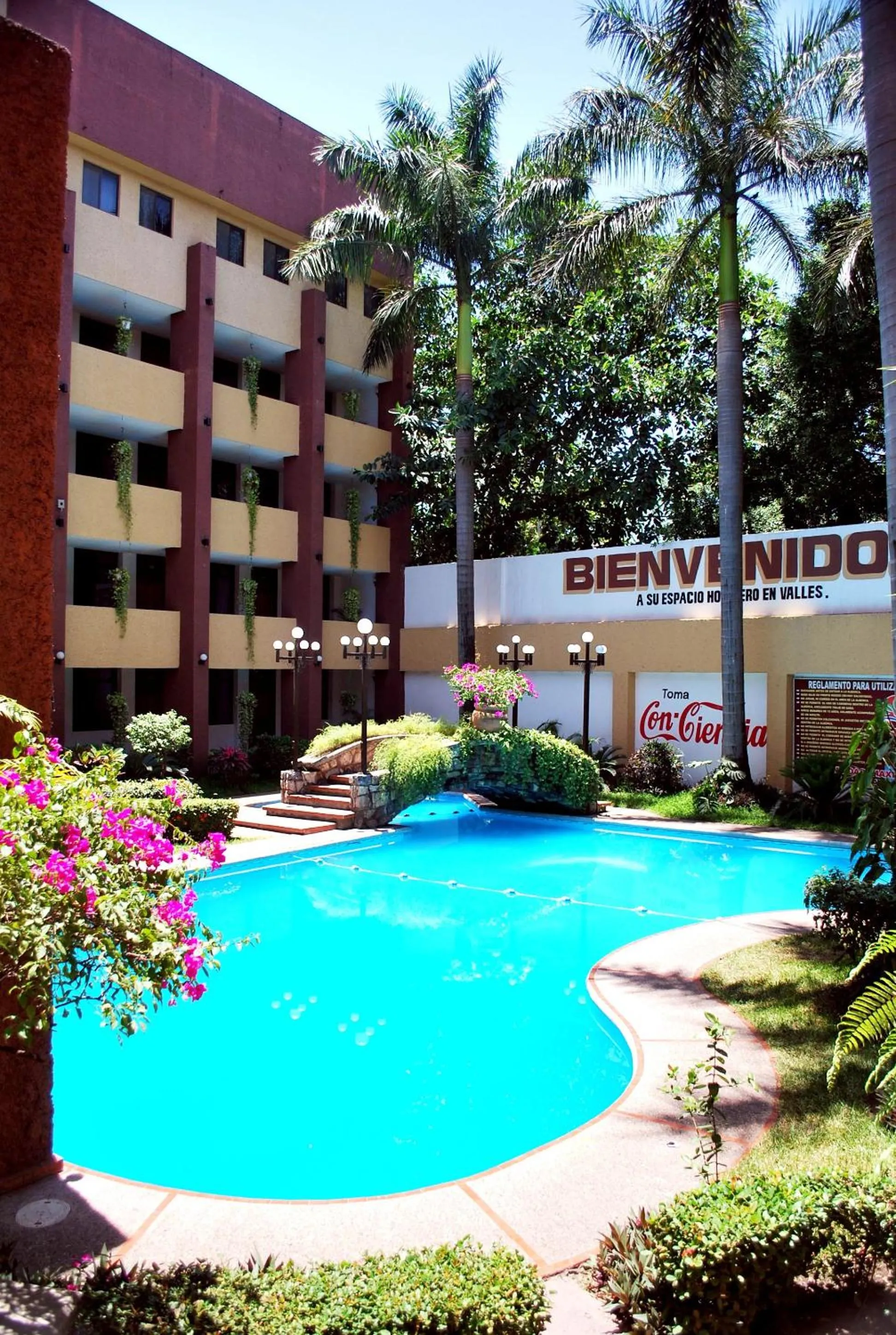 Property building in Quinta Mar