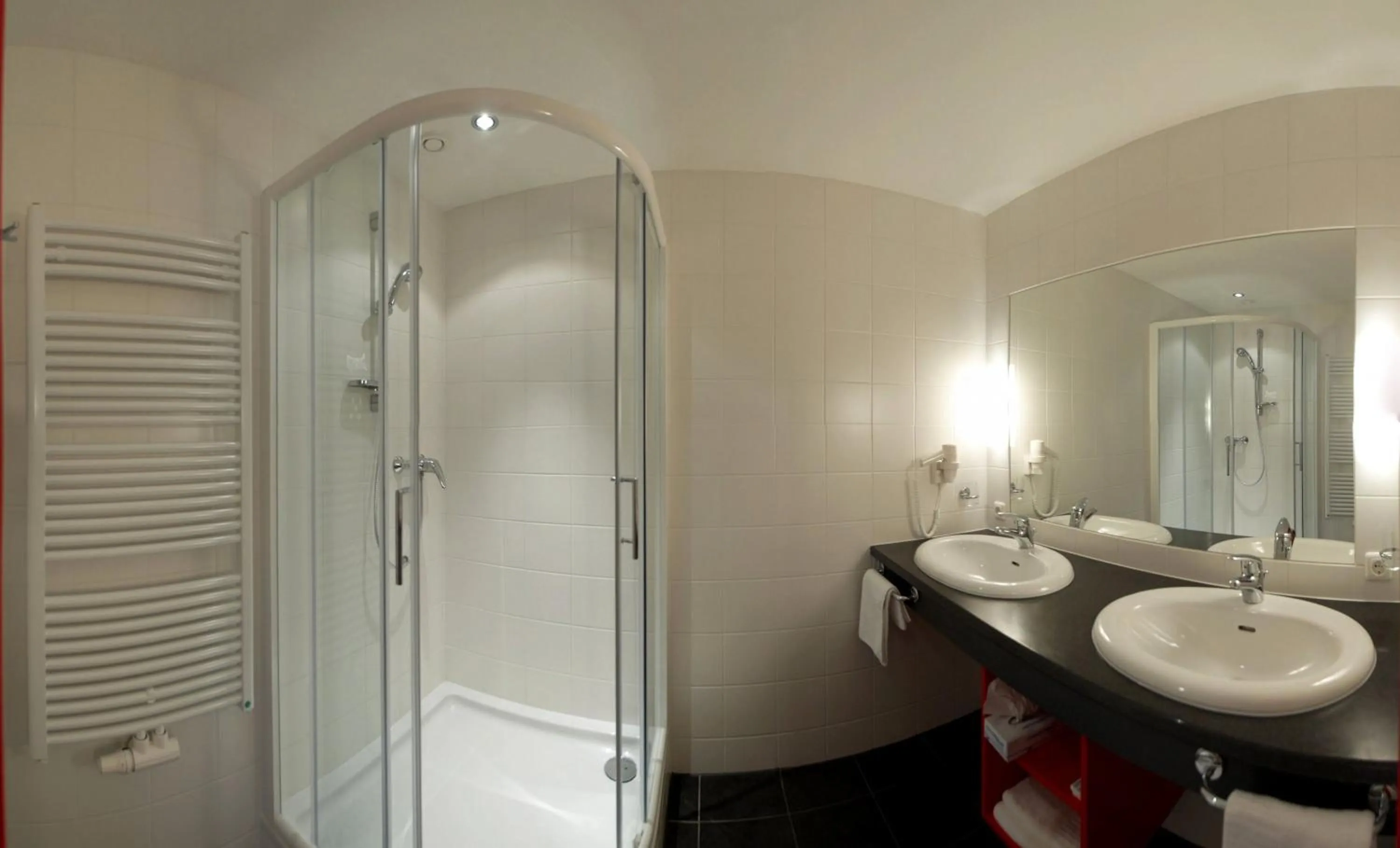 Bathroom in Hotel zum Kirchenwirt Mariazell