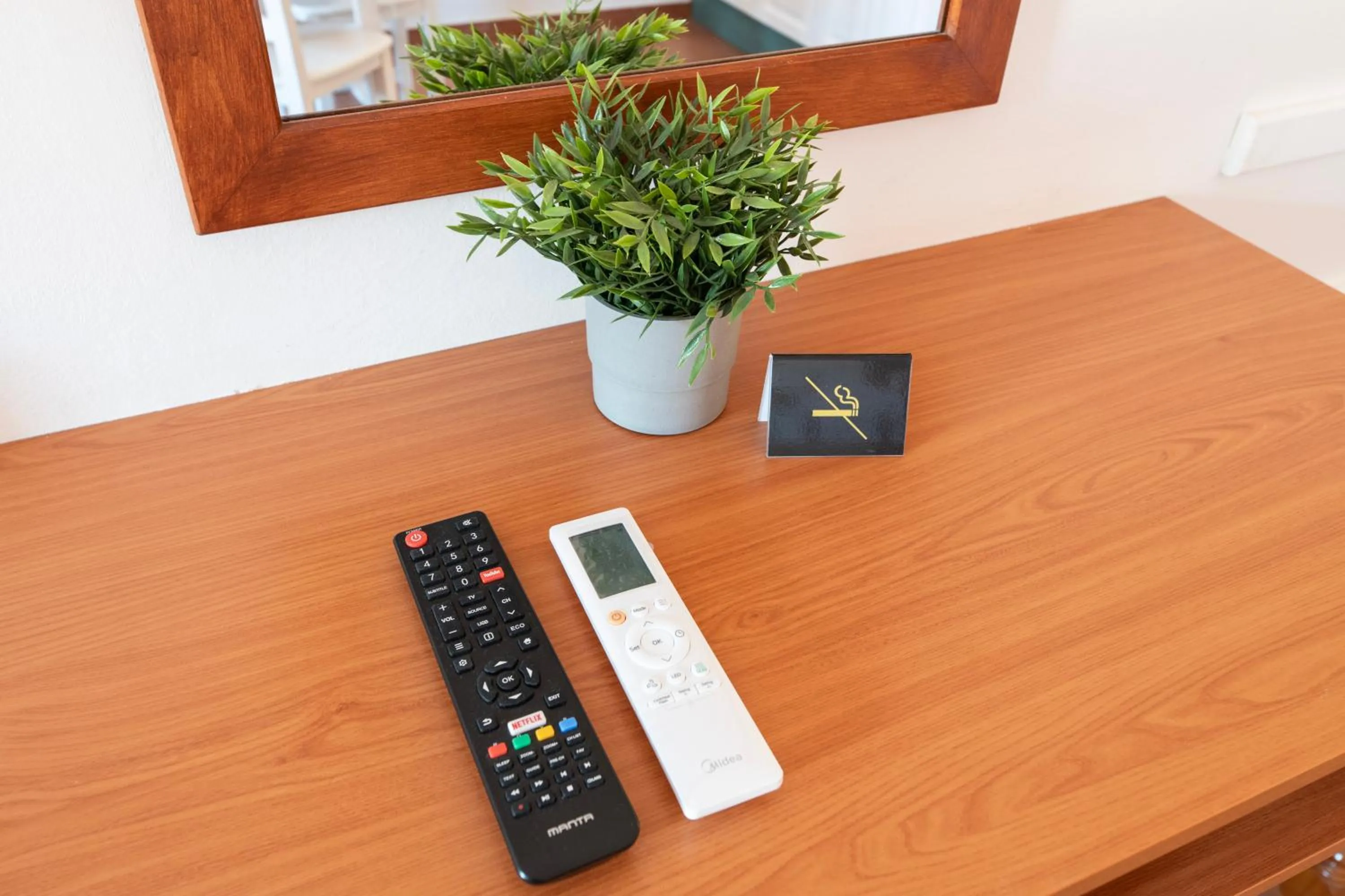 air conditioner in Hotel Apartamentos Villa Gomera