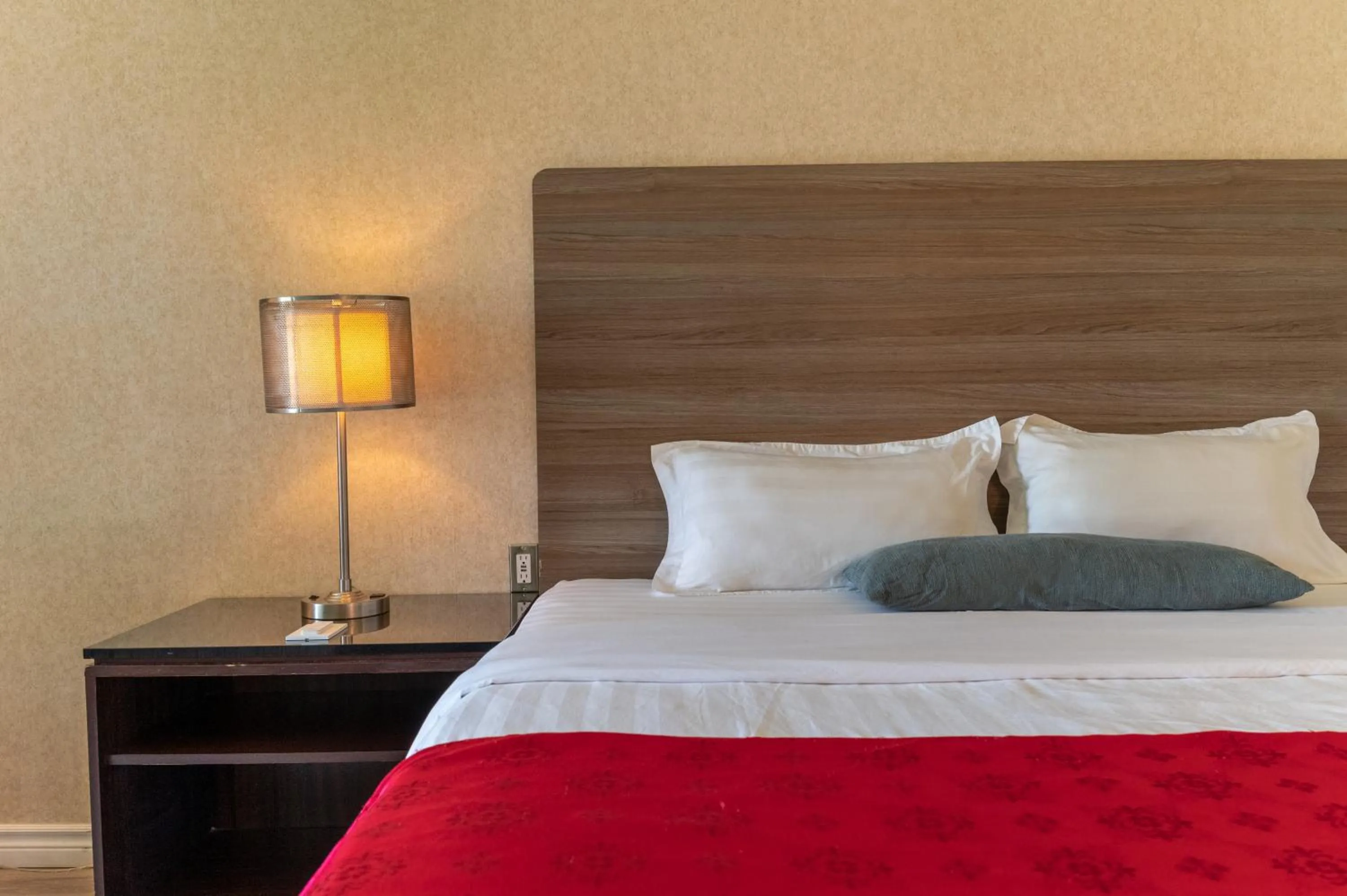 Bed in Hotel Cowansville