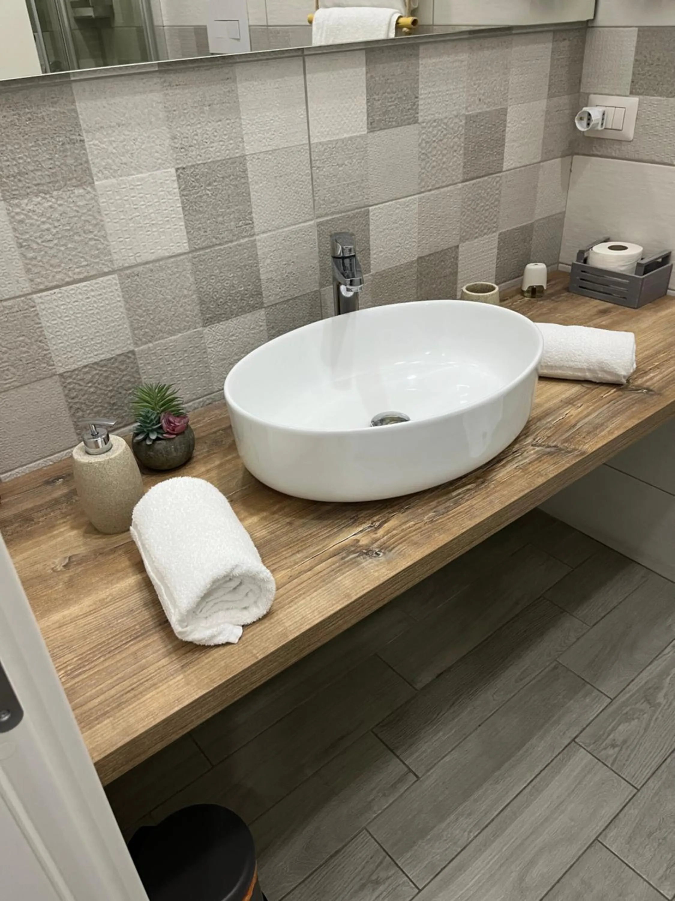 Bathroom in Napoli DownTown