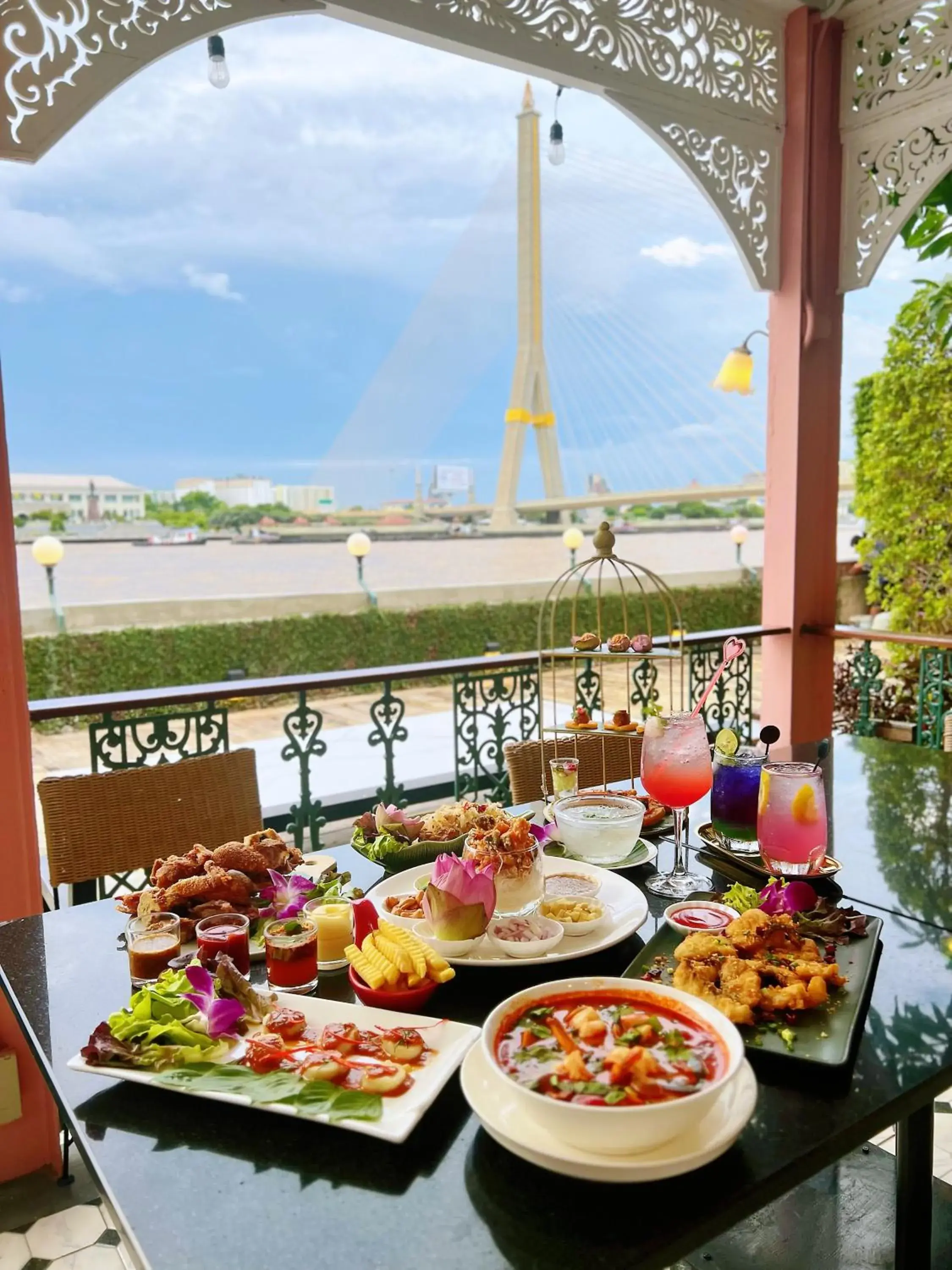 Restaurant/places to eat in Hiranyakul House Riverside Restaurant/places to eat in Hiranyakul House Riverside