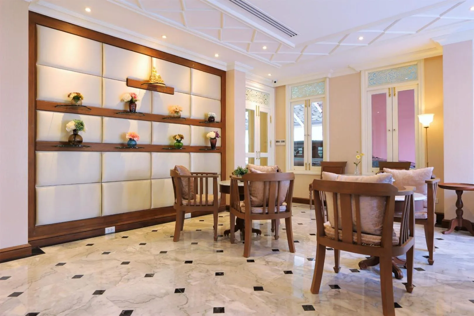 Lobby or reception in Hiranyakul House Riverside