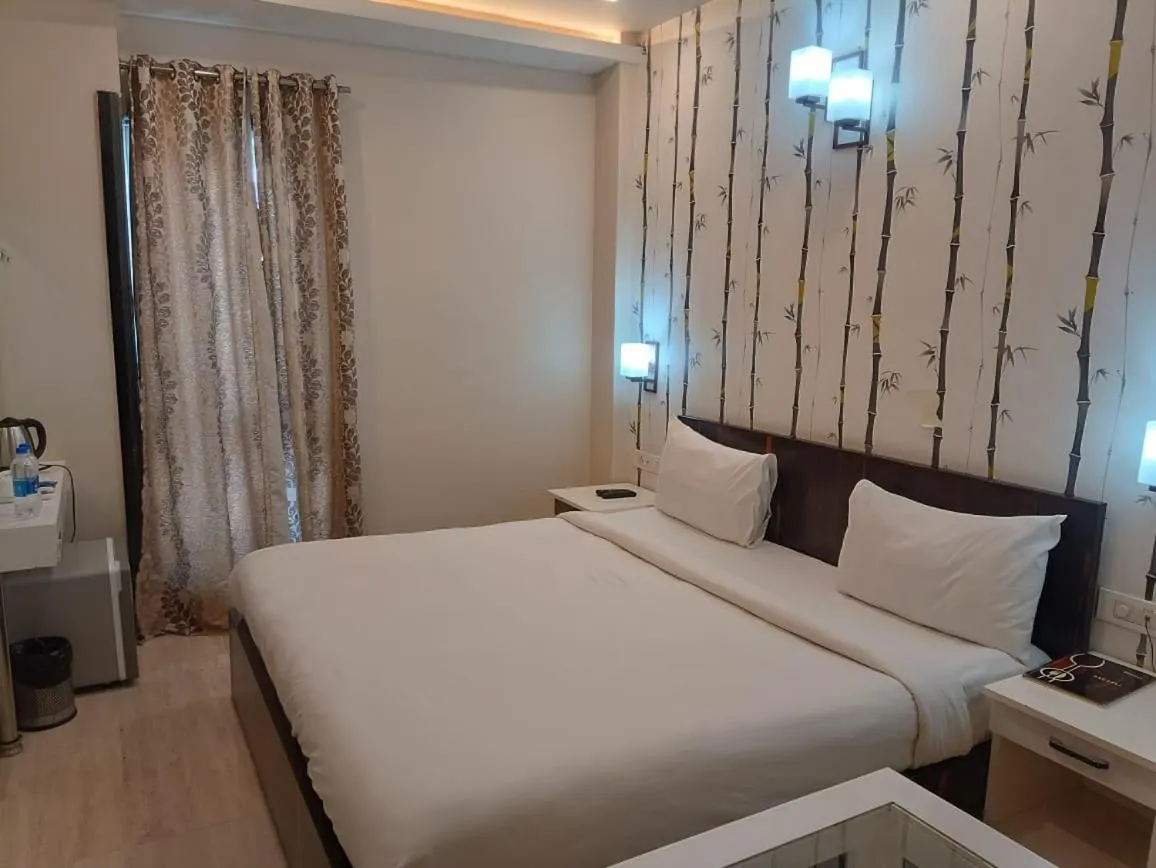 Bed in Hotel Varanasi Heritage