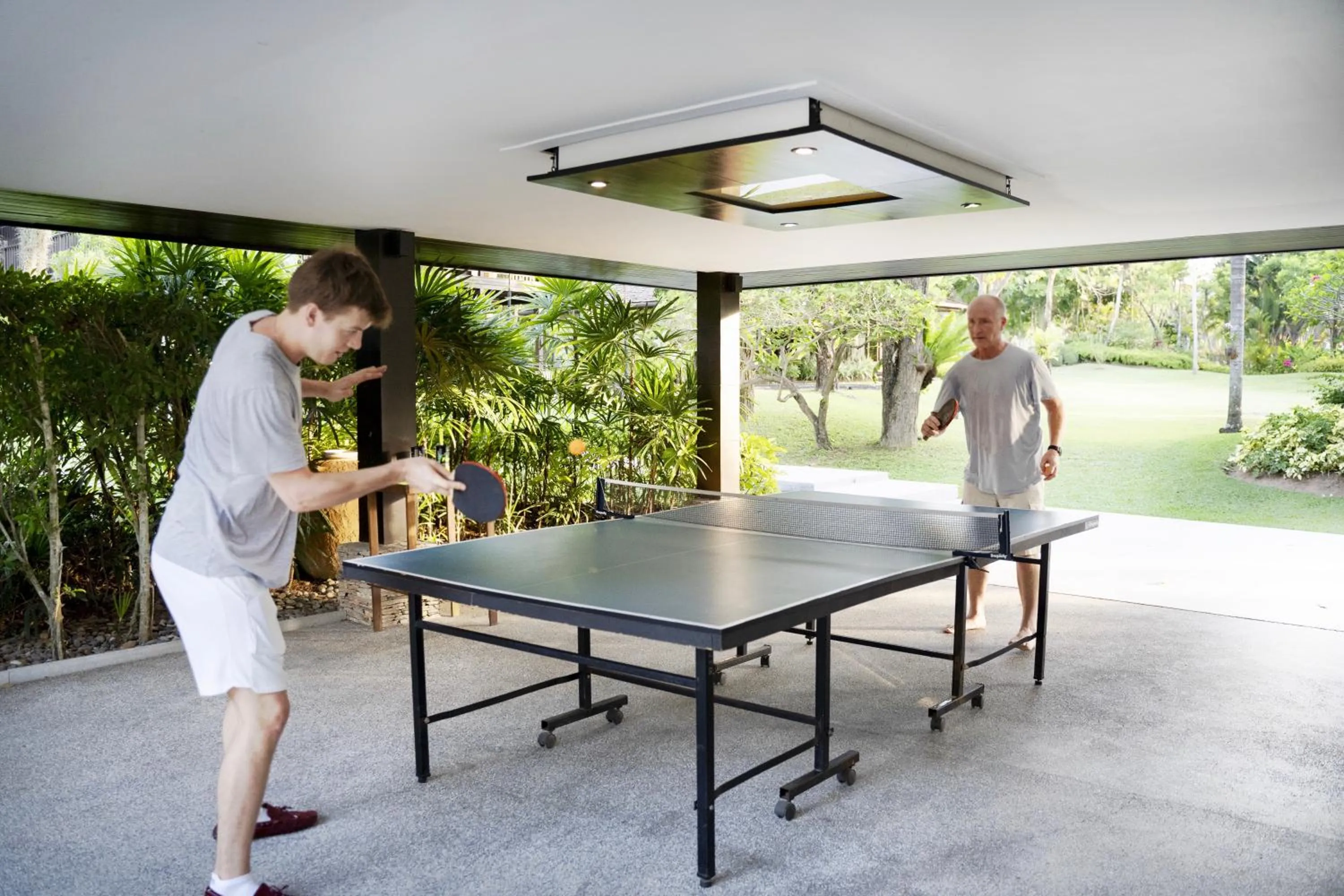Table tennis in Tamarind Exclusive Villa