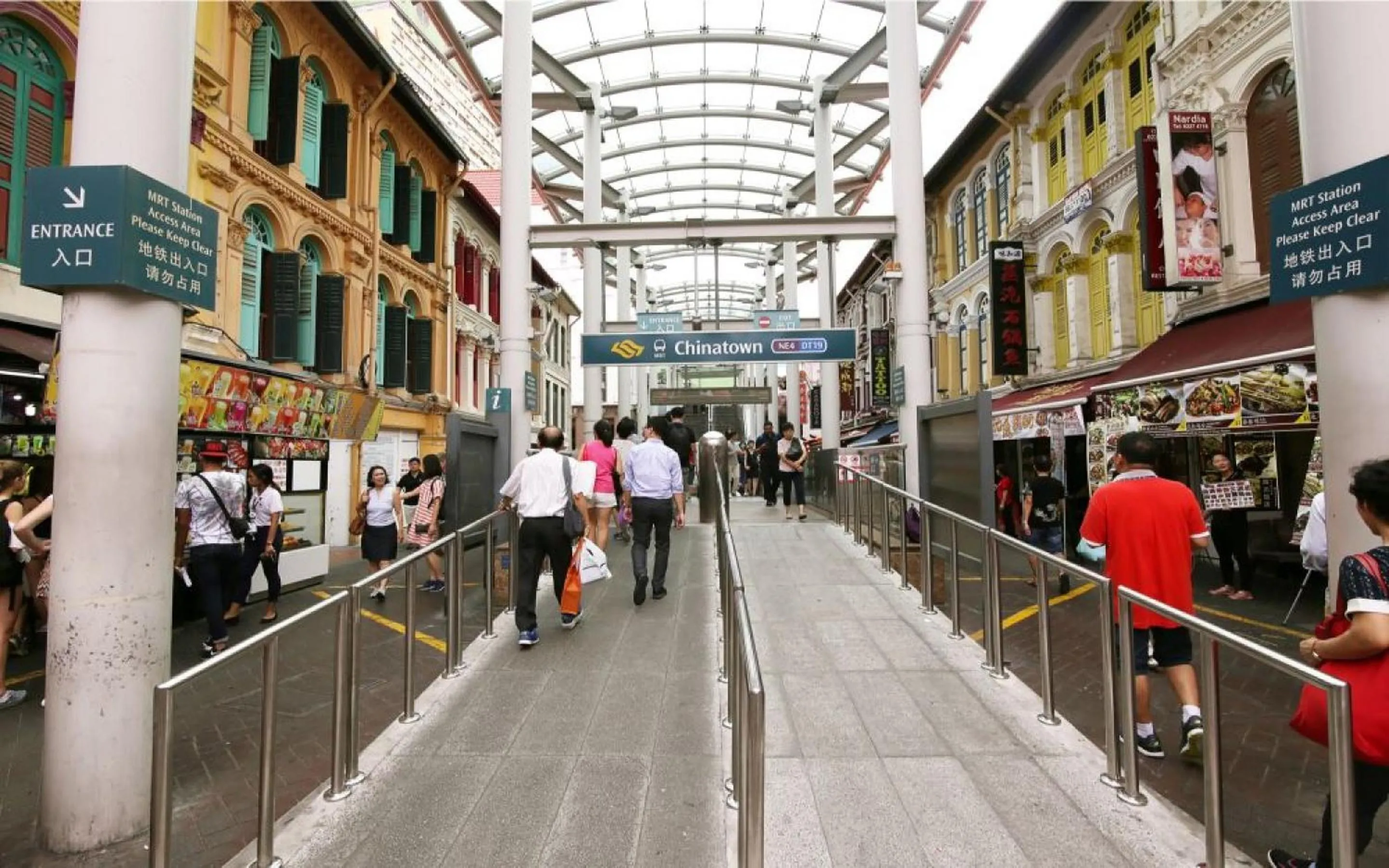 Neighbourhood in CUBE Family Boutique Capsule Hotel at Chinatown