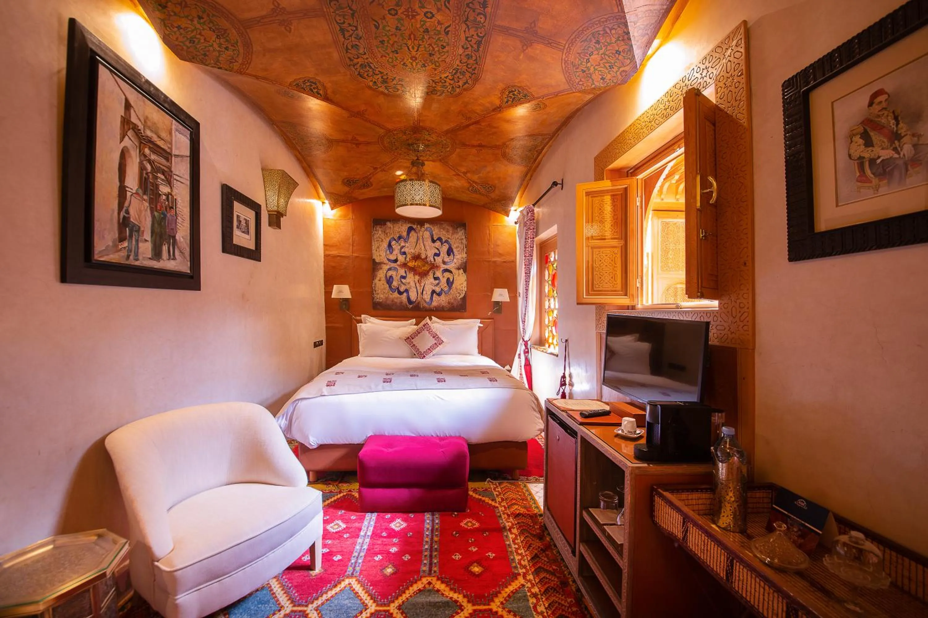 Photo of the whole room, Bed in Elegancia Riad Boutique & SPA