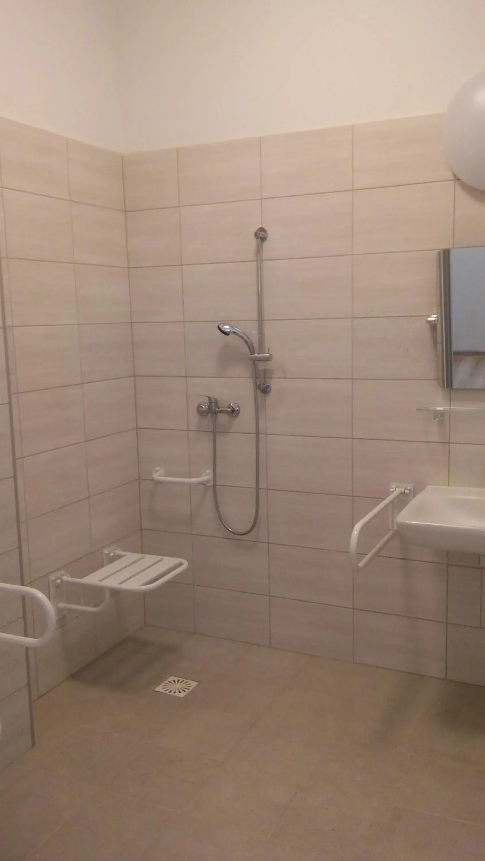 Quadruple Room in Centrum Wypoczynkowe COMPLEX Quadruple Room in Centrum Wypoczynkowe COMPLEX