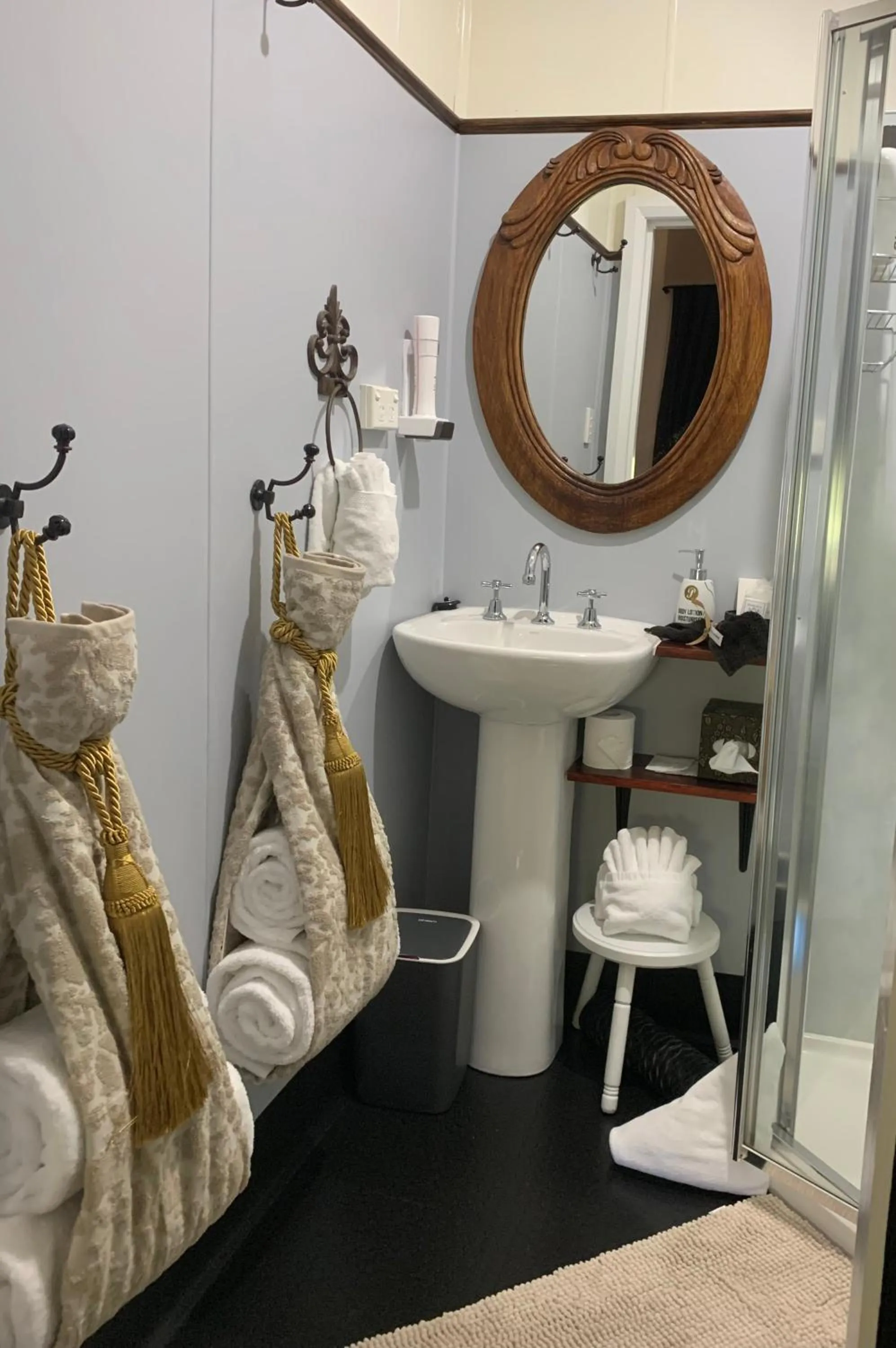 Bathroom in Penghana Bed and Breakfast