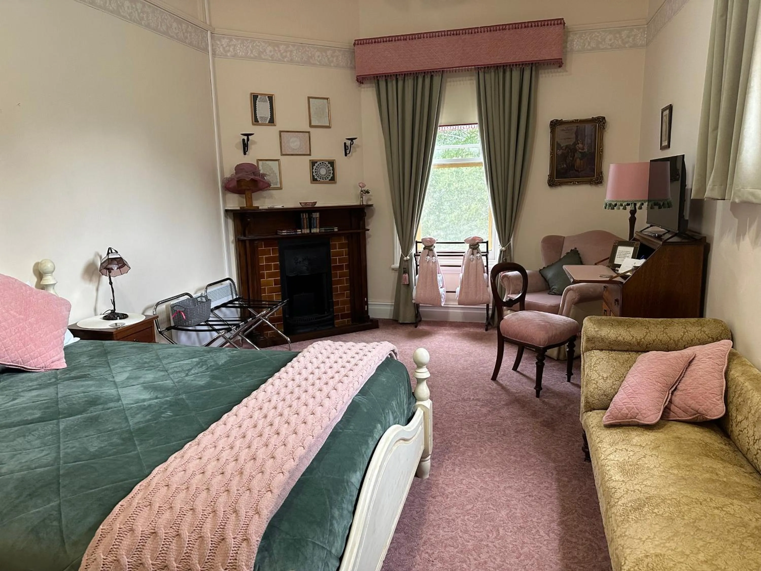 Photo of the whole room, Bed in Penghana Bed and Breakfast