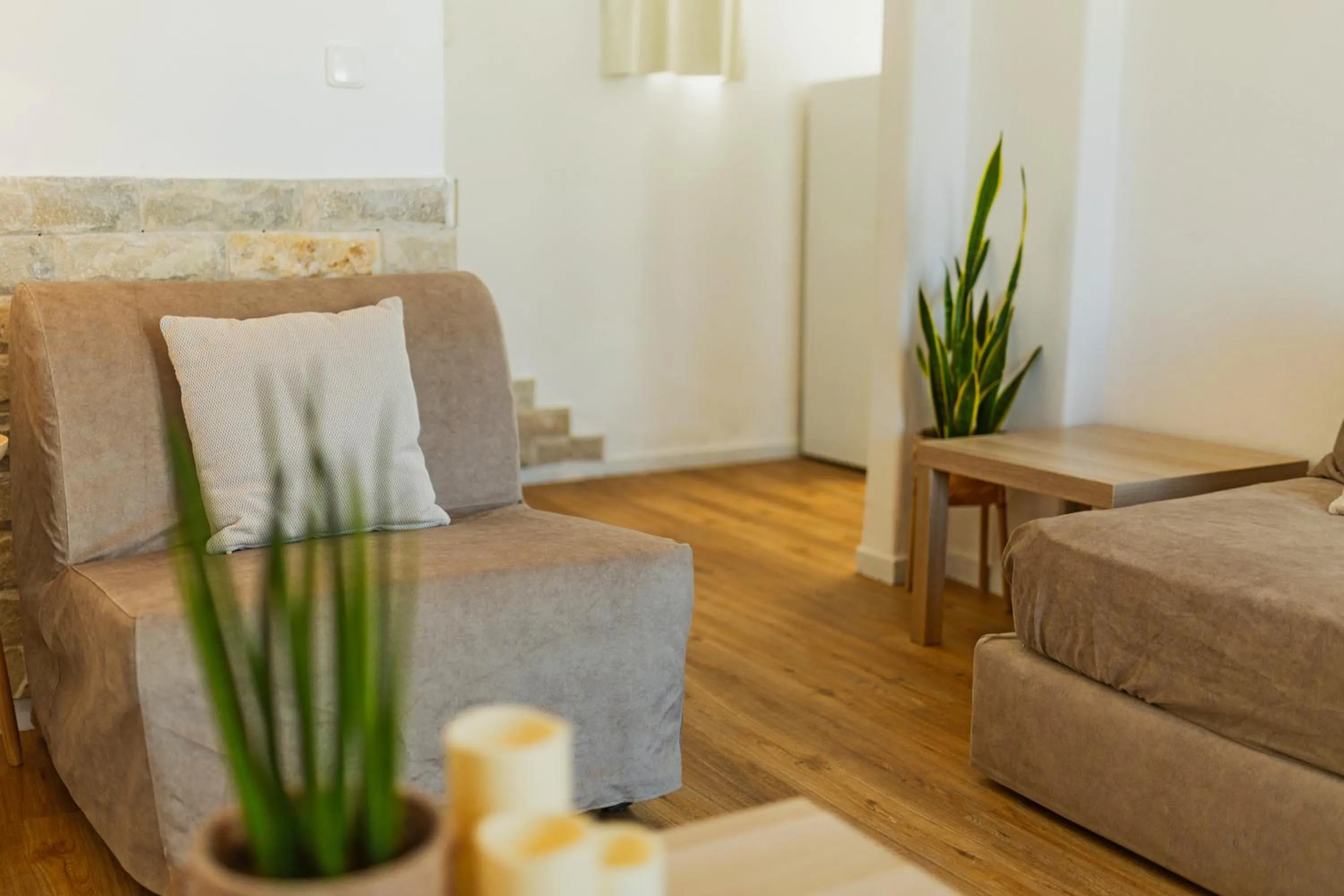 Seating area in Adonis Hotel Studios & Apartments