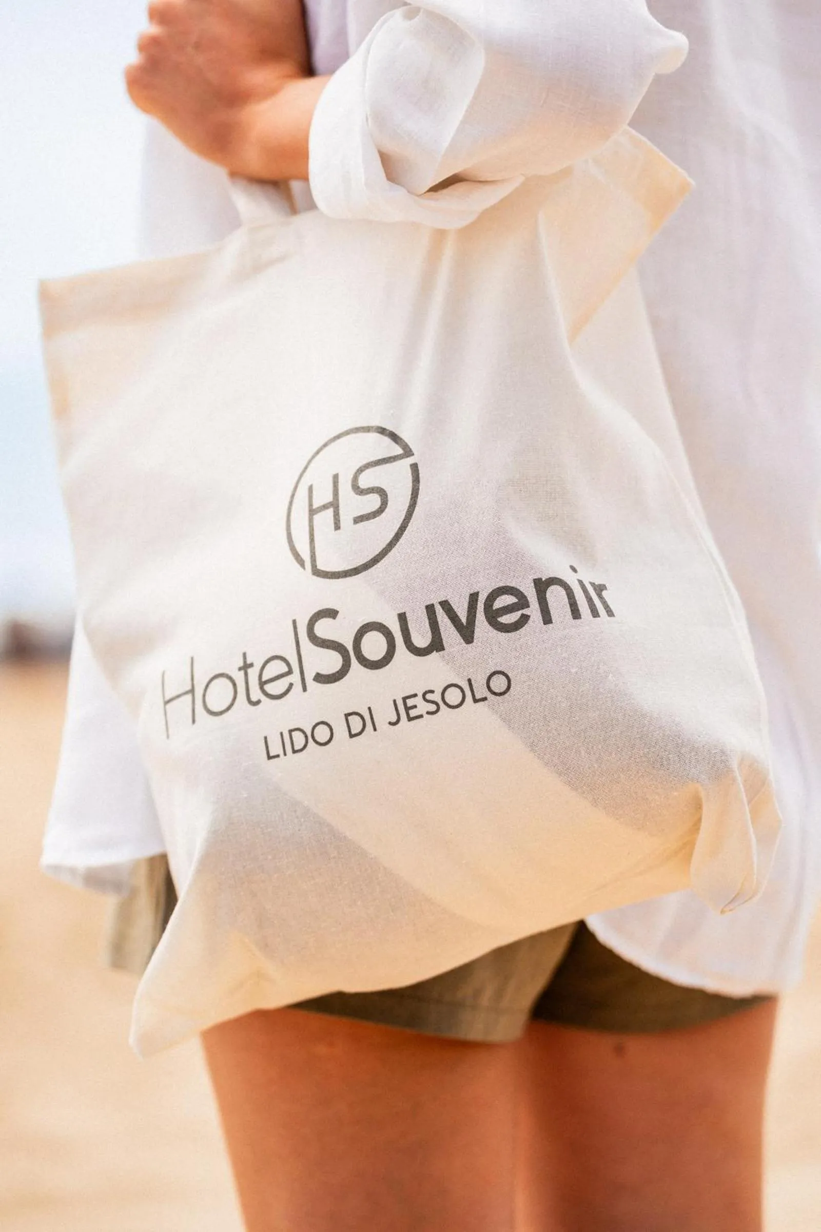 Time of day in Hotel Souvenir