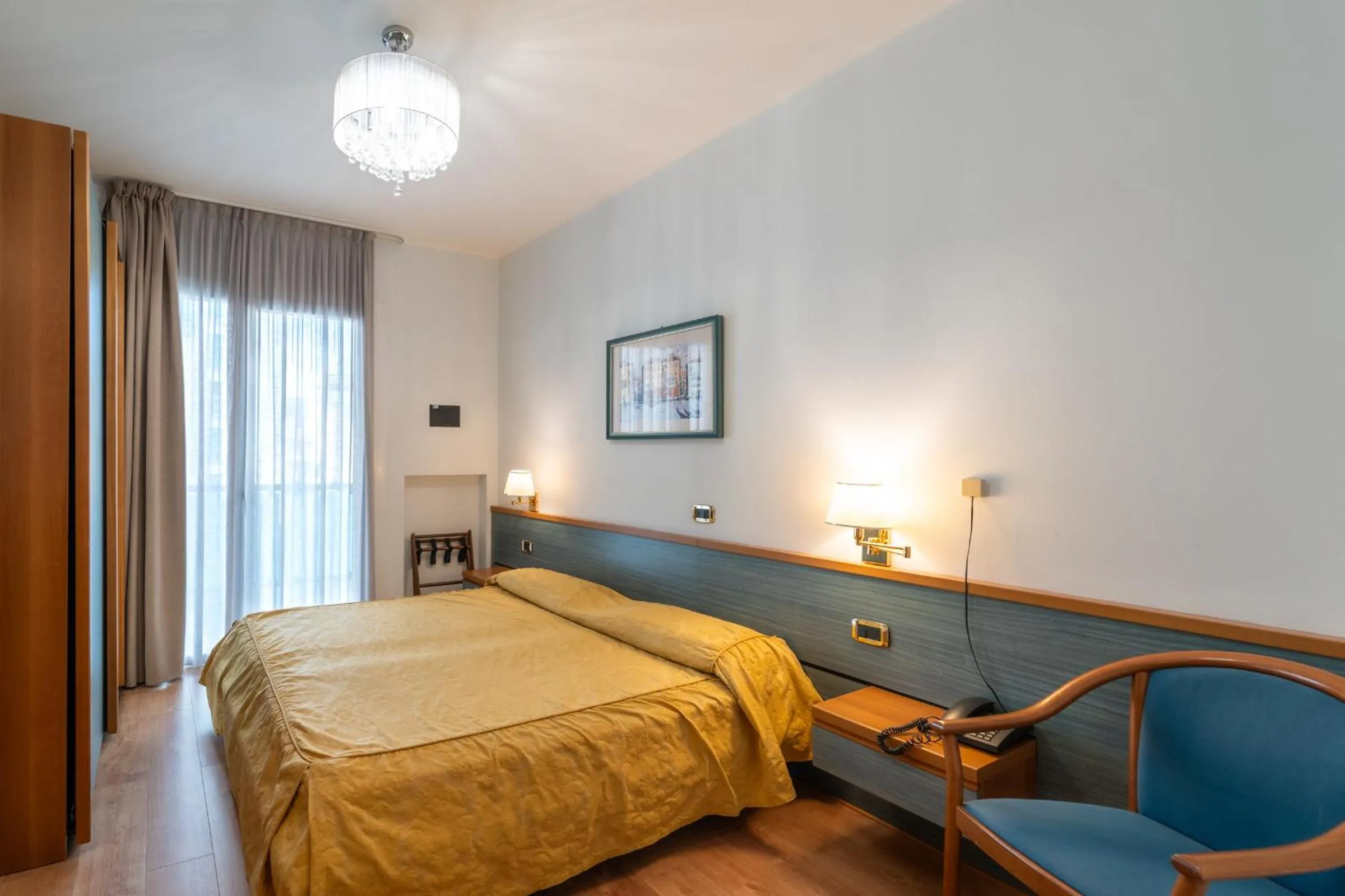 Bedroom, Bed in Hotel Souvenir