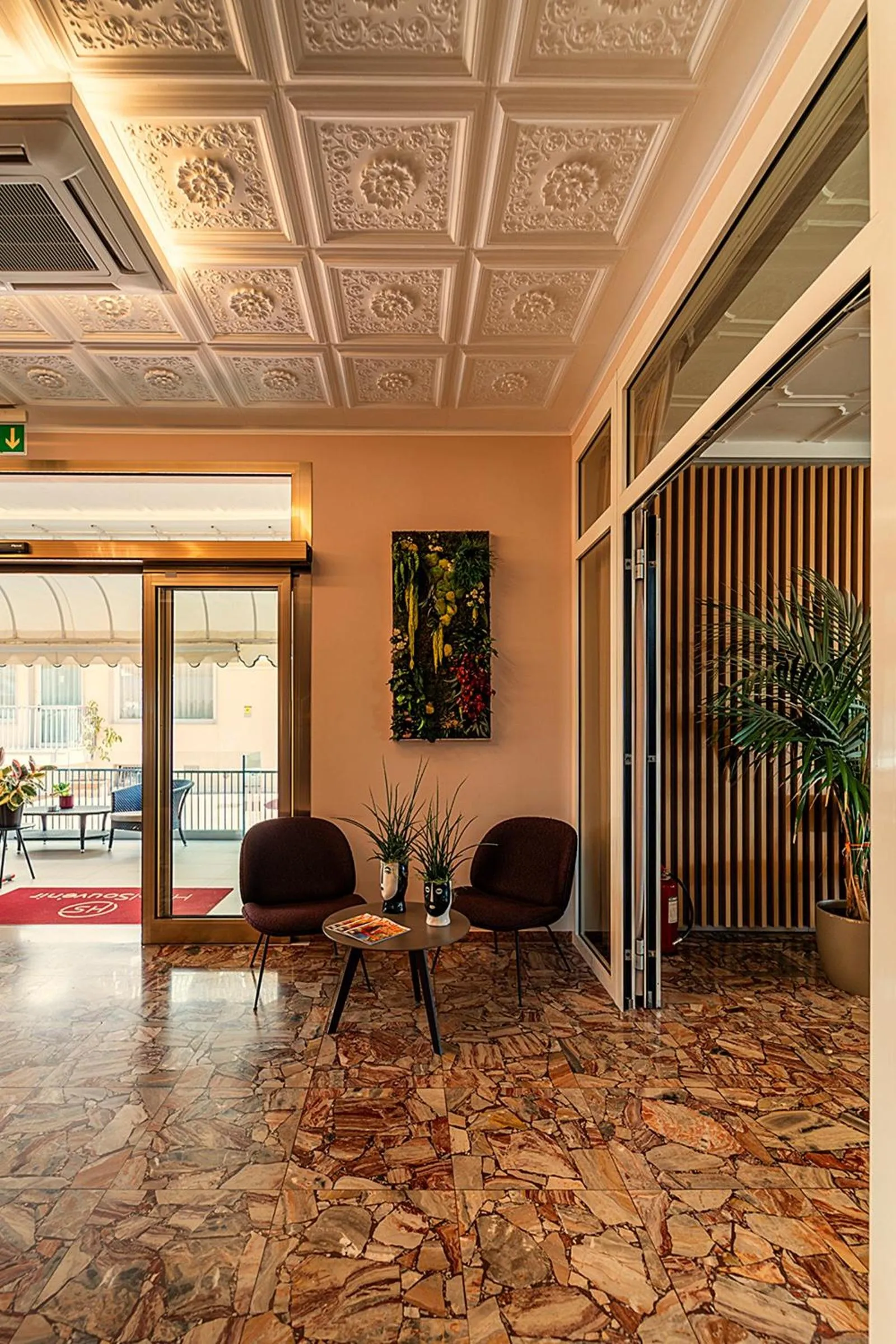 Lobby or reception in Hotel Souvenir