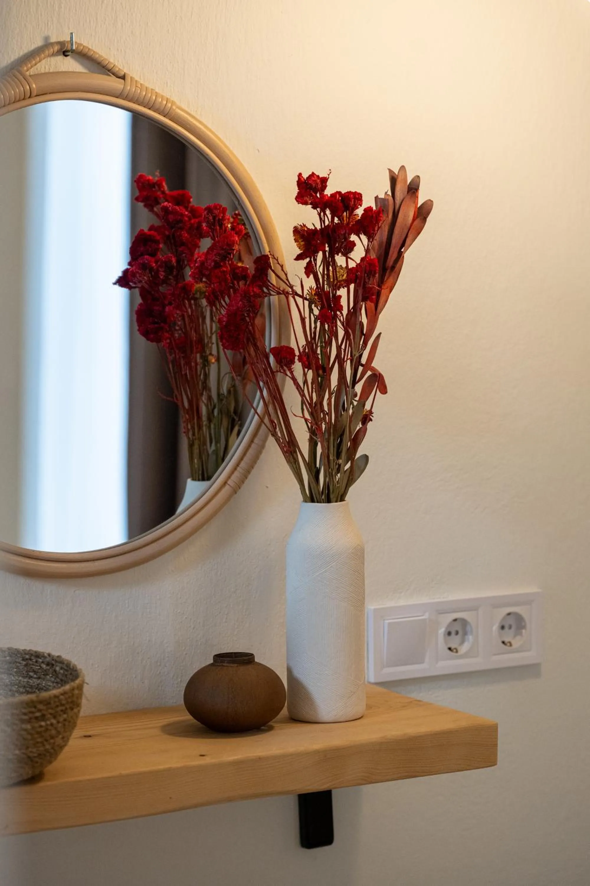 Decorative detail in Capella Skiathos, Town