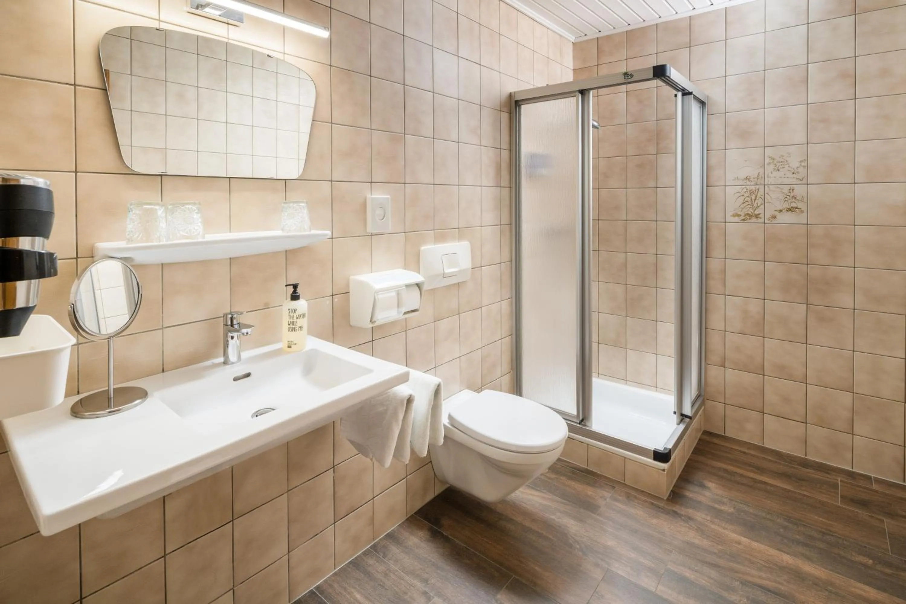 Bathroom in Hotel Standlhof Zillertal