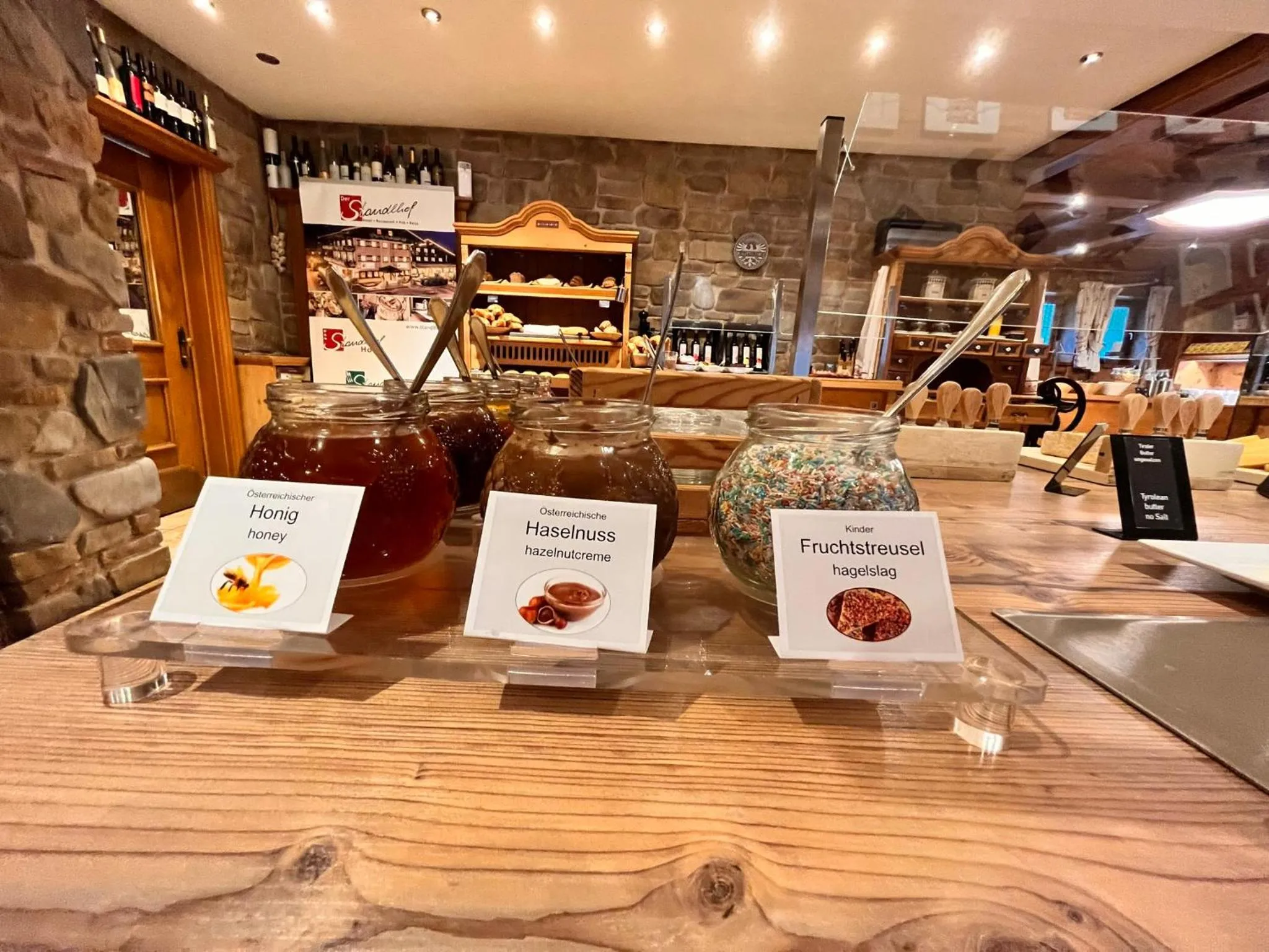 Breakfast in Hotel Standlhof Zillertal