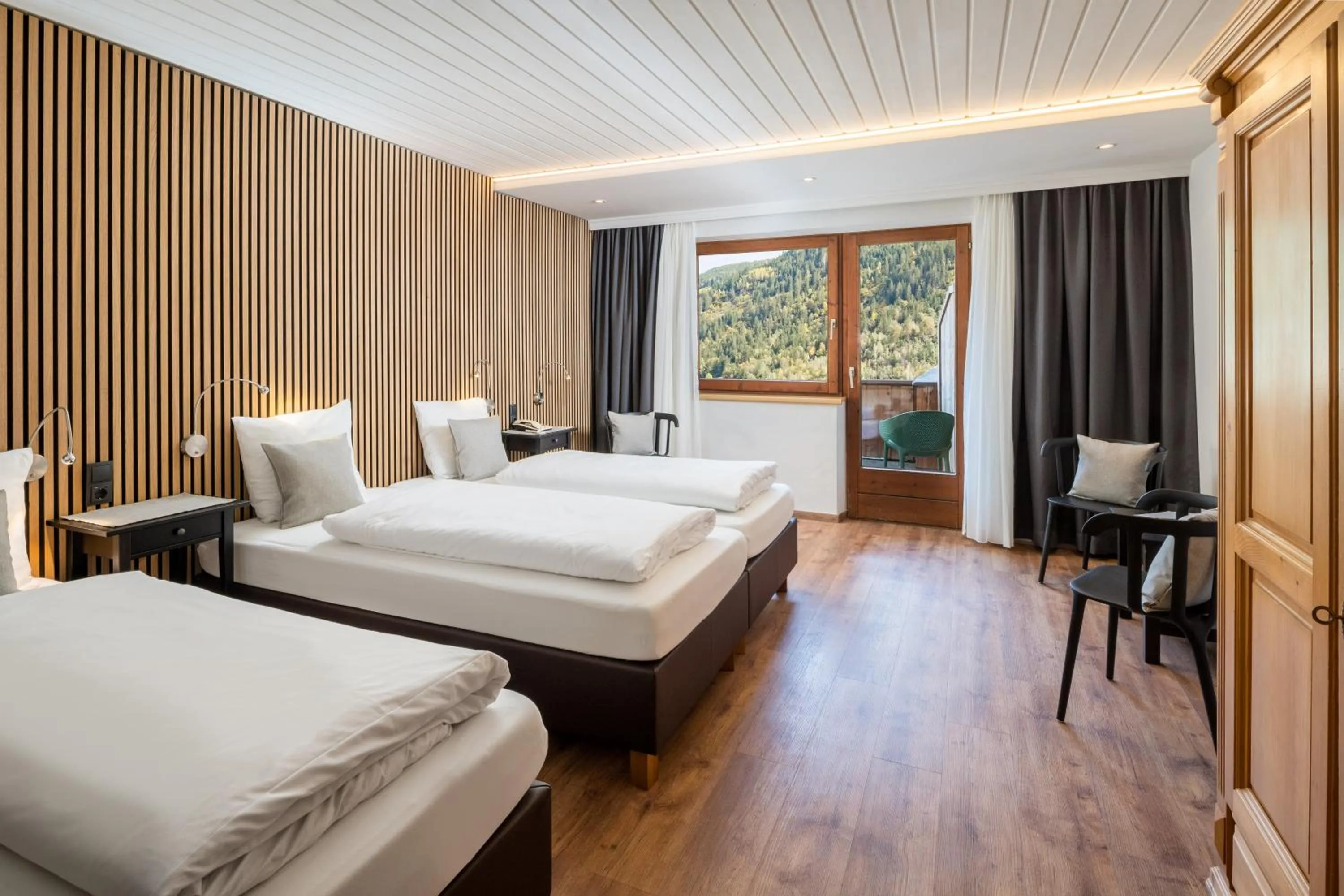 Bedroom, Bed in Hotel Standlhof Zillertal