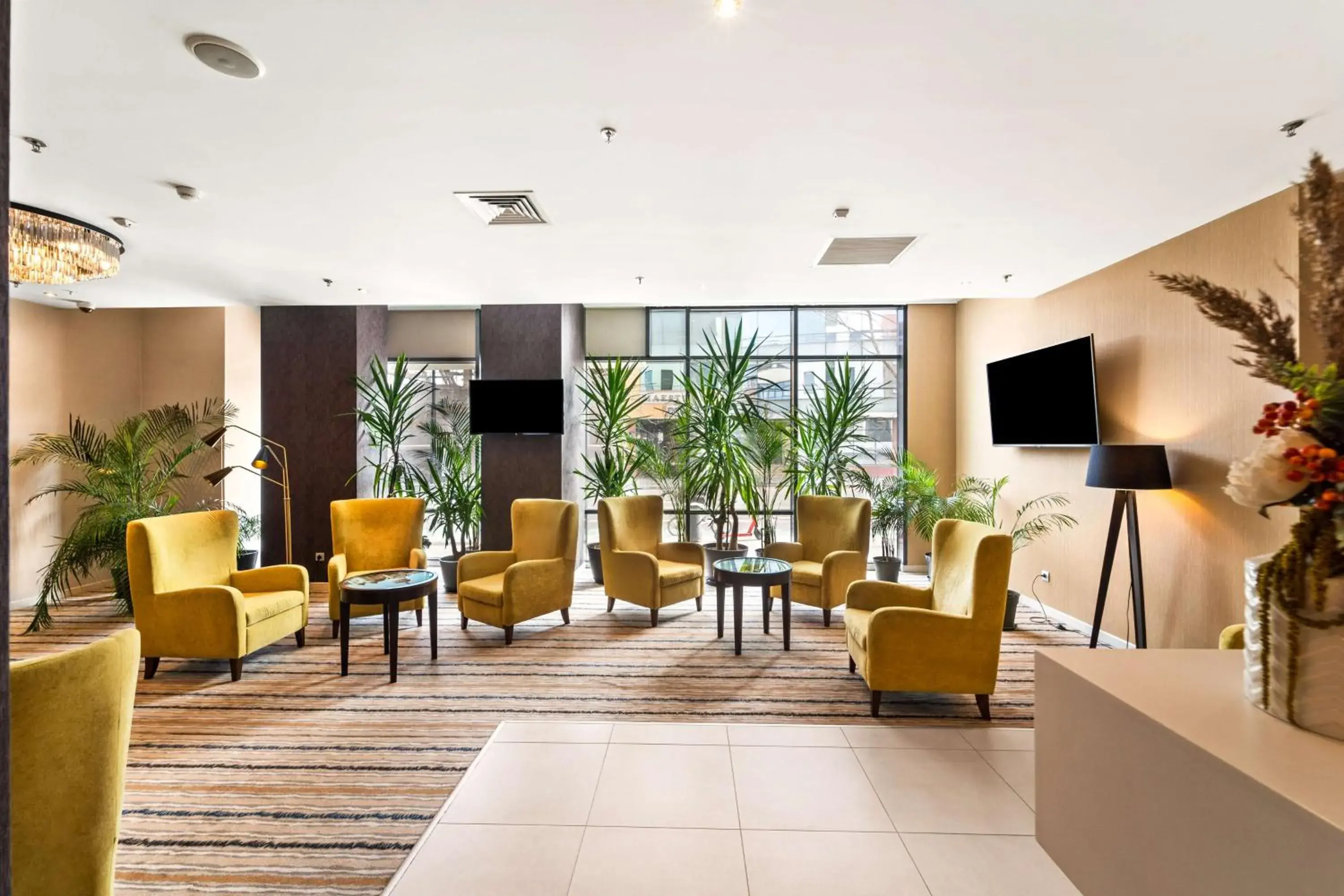 Lobby or reception in Hampton by Hilton Cluj-Napoca Lobby or reception in Hampton by Hilton Cluj-Napoca