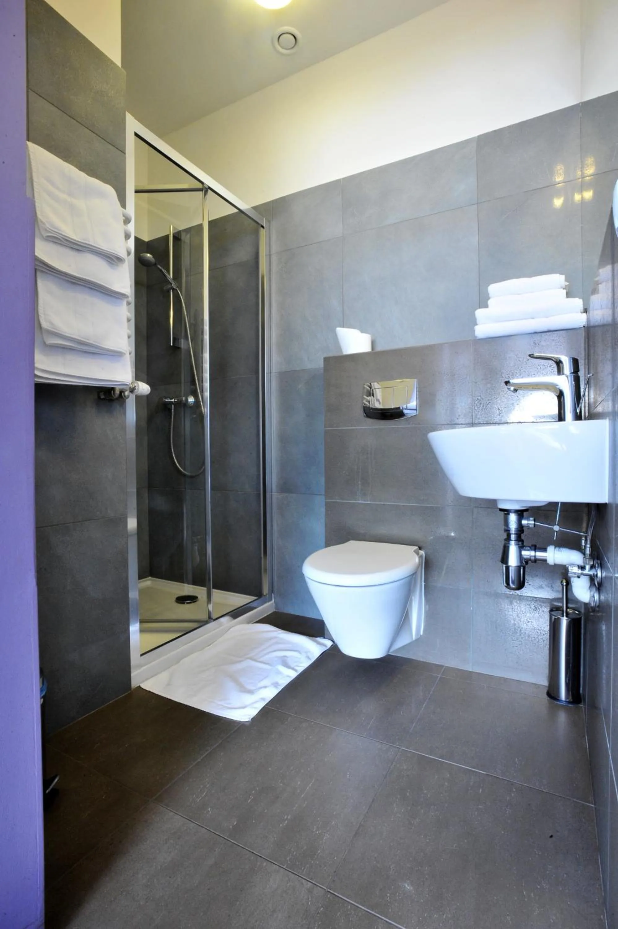 Bathroom in Hostel Promenada