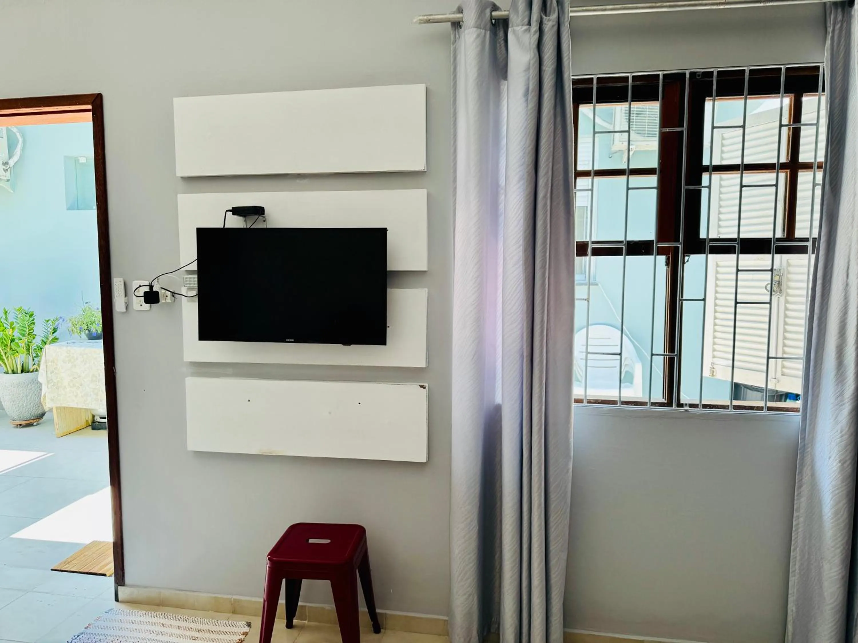 Prado Guest House