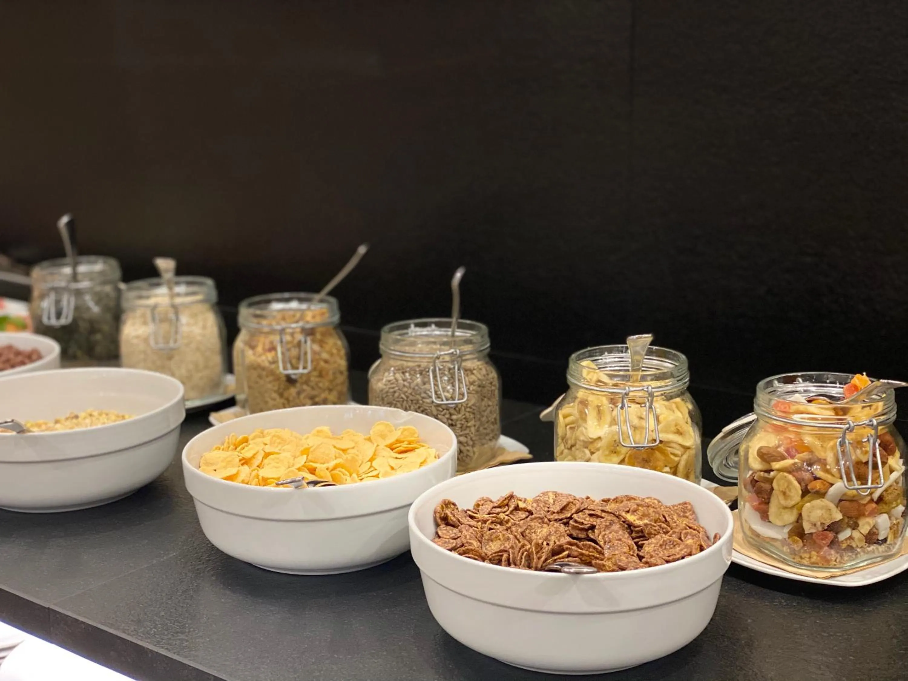 Buffet breakfast in Park Hotel Villa Etschland