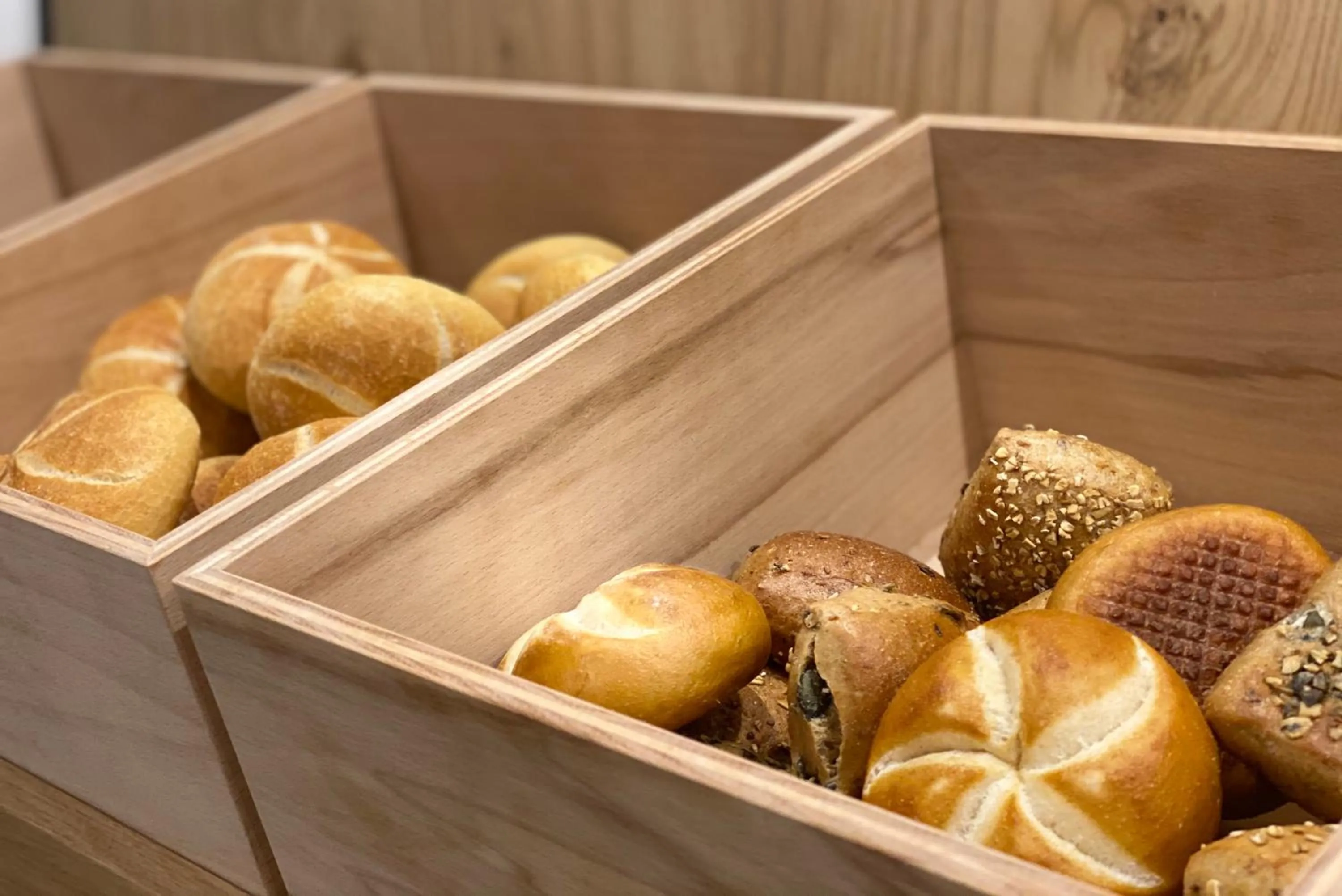 Buffet breakfast in Park Hotel Villa Etschland