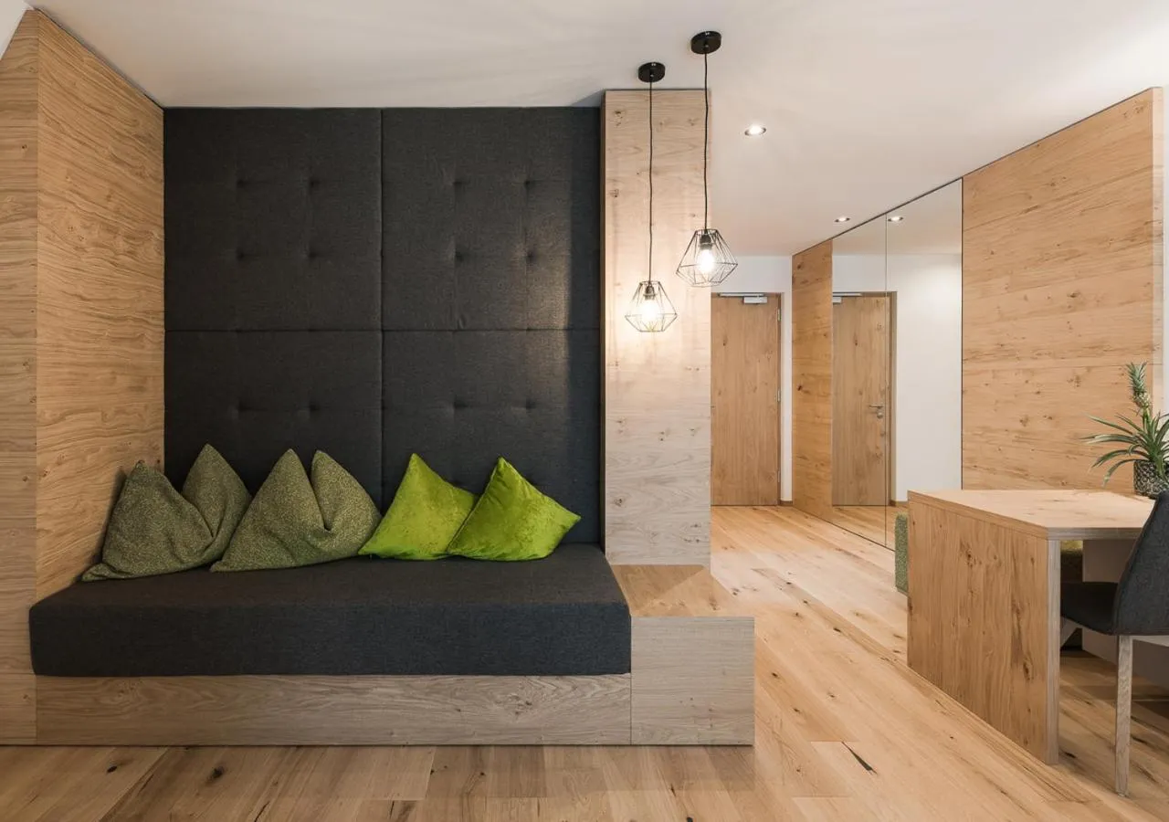 Photo of the whole room in Park Hotel Villa Etschland